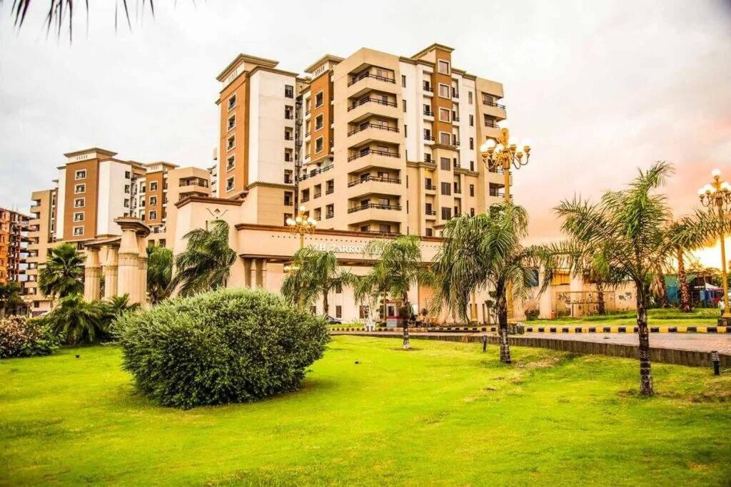 Yar Khana - Luxurious Apartment view 3