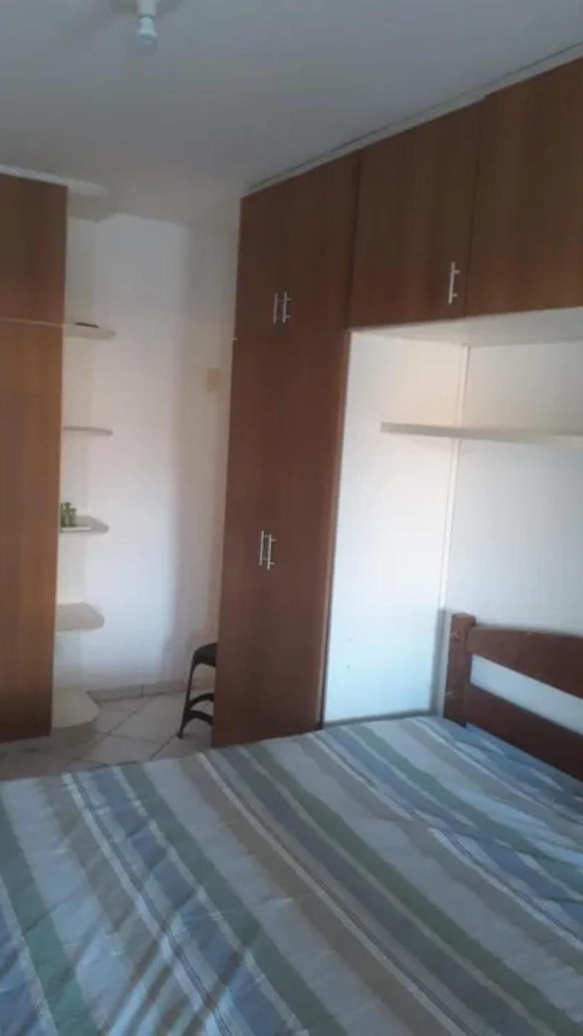 Casa com 4 Quartos e 3 banheiros para Alugar