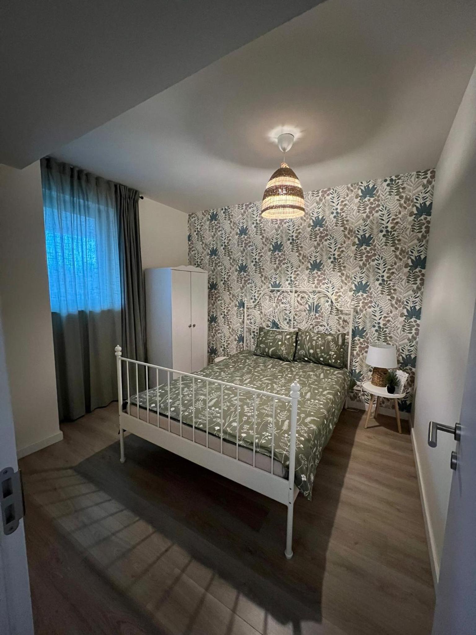 Victoria Condo Otopeni- Self Check-in and Check- out view 3