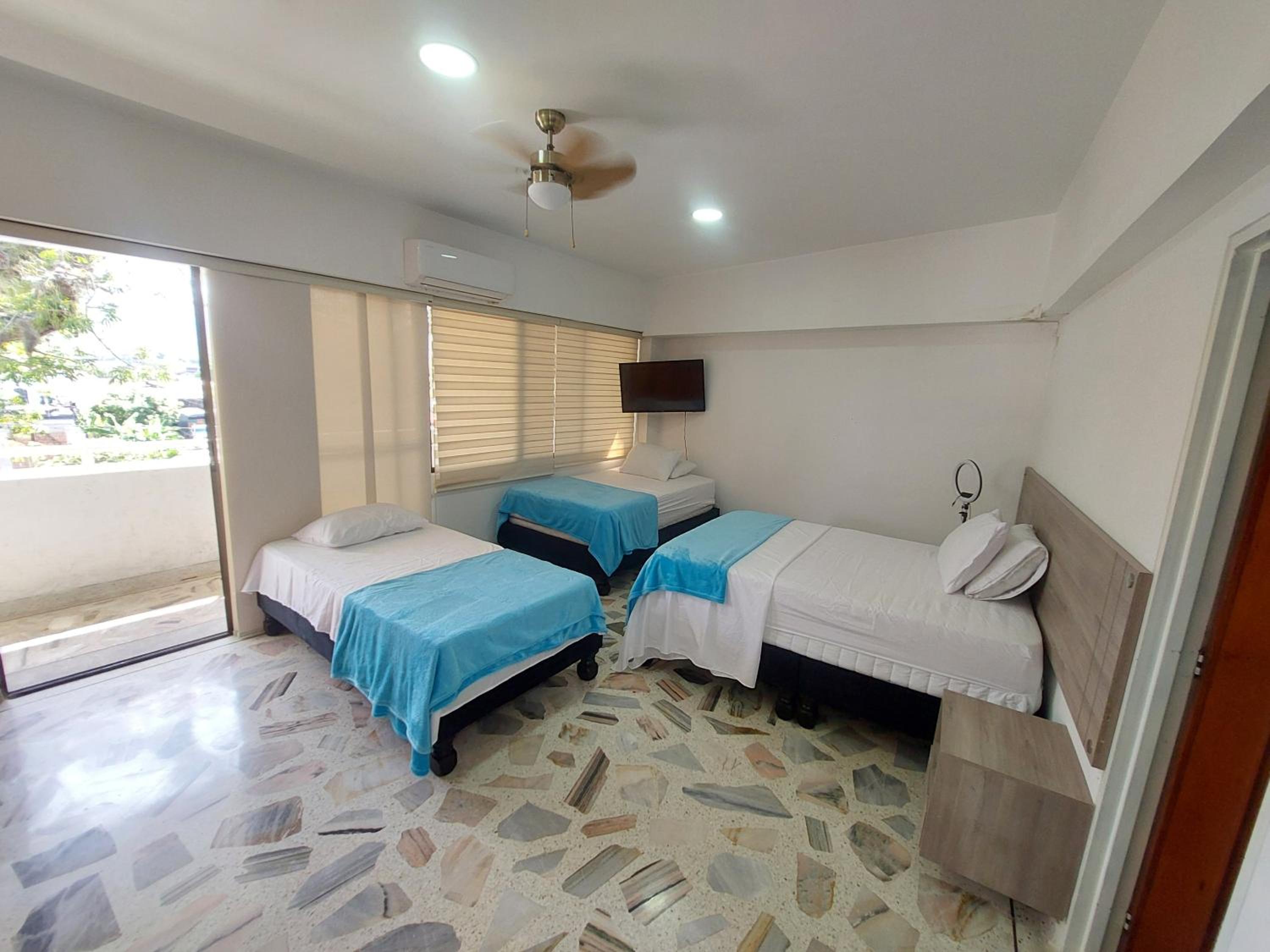 Habitaciones amobladas y hospedaje Centro Roldanillo Valle