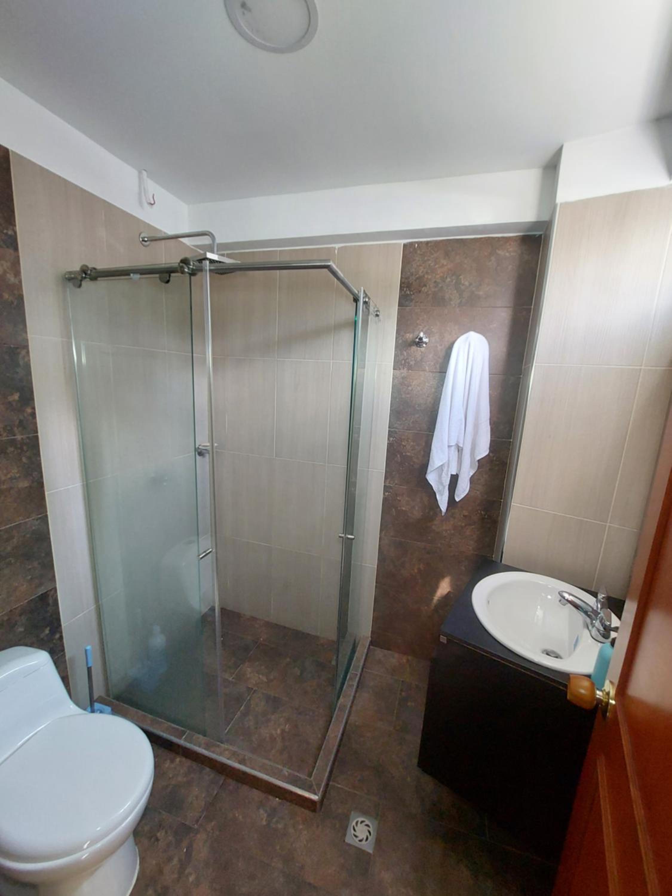 Habitaciones amobladas y hospedaje Centro Roldanillo Valle