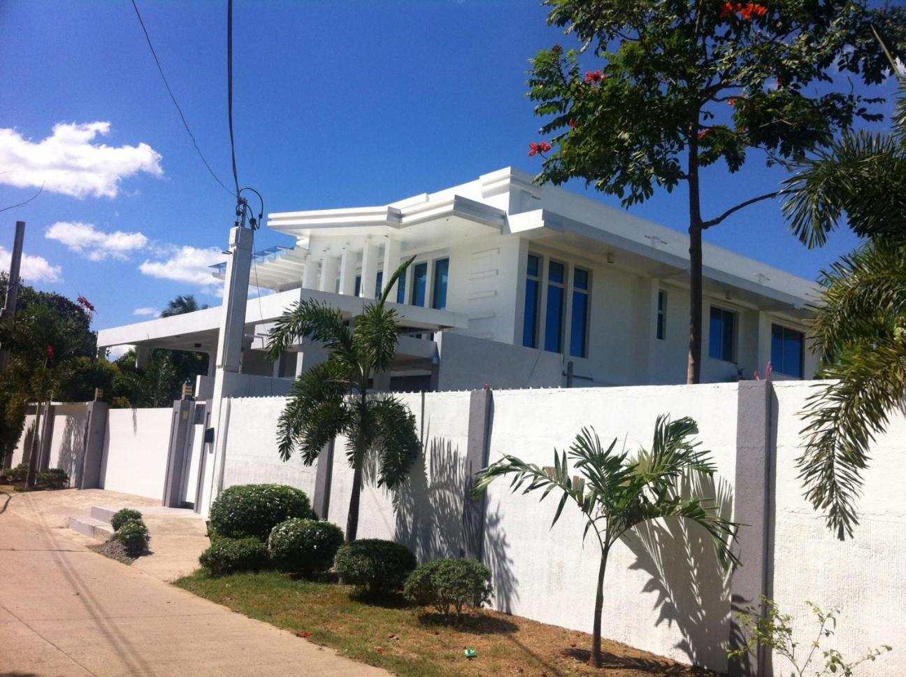 Anavada Suites - Davao City