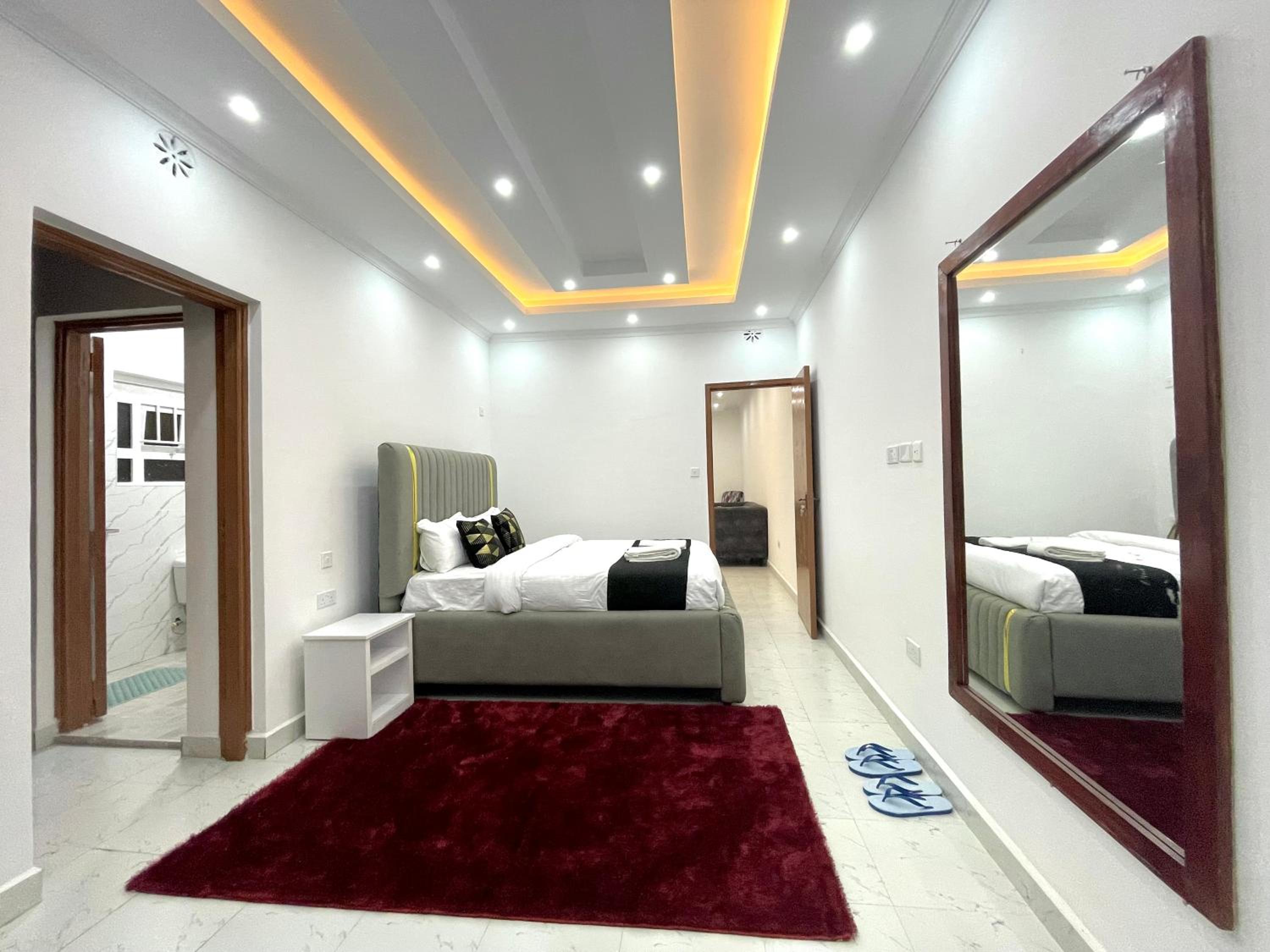 Xellent Suites- Muju Villa Naivasha