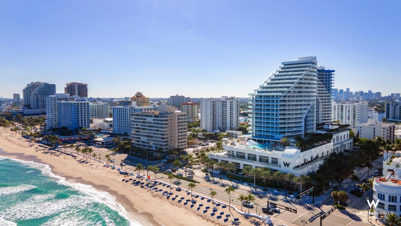 Luxury Oceanfront Escape with 5 Star Amenities and Stunning Views