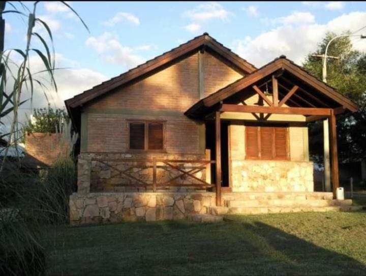 Cabañas Raíces