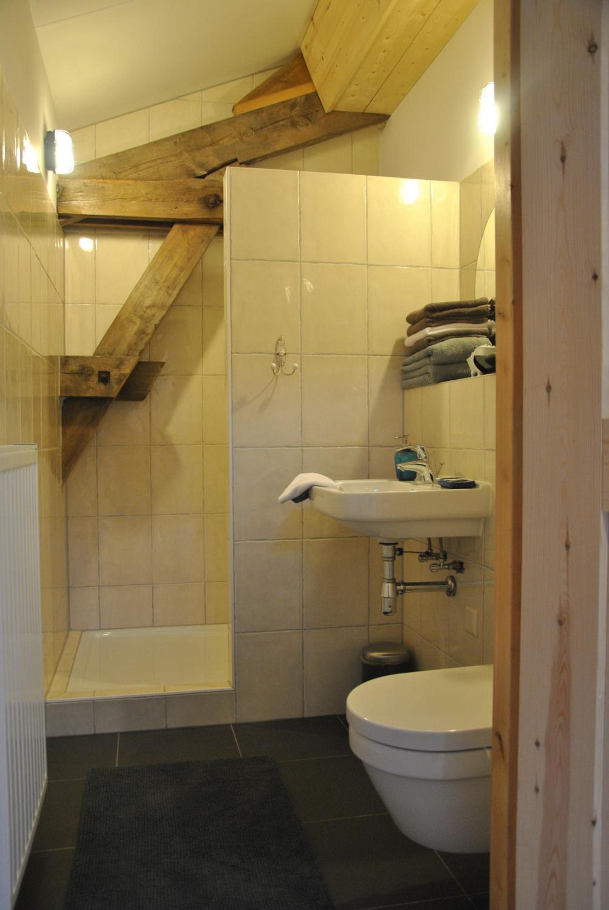 Photo 34