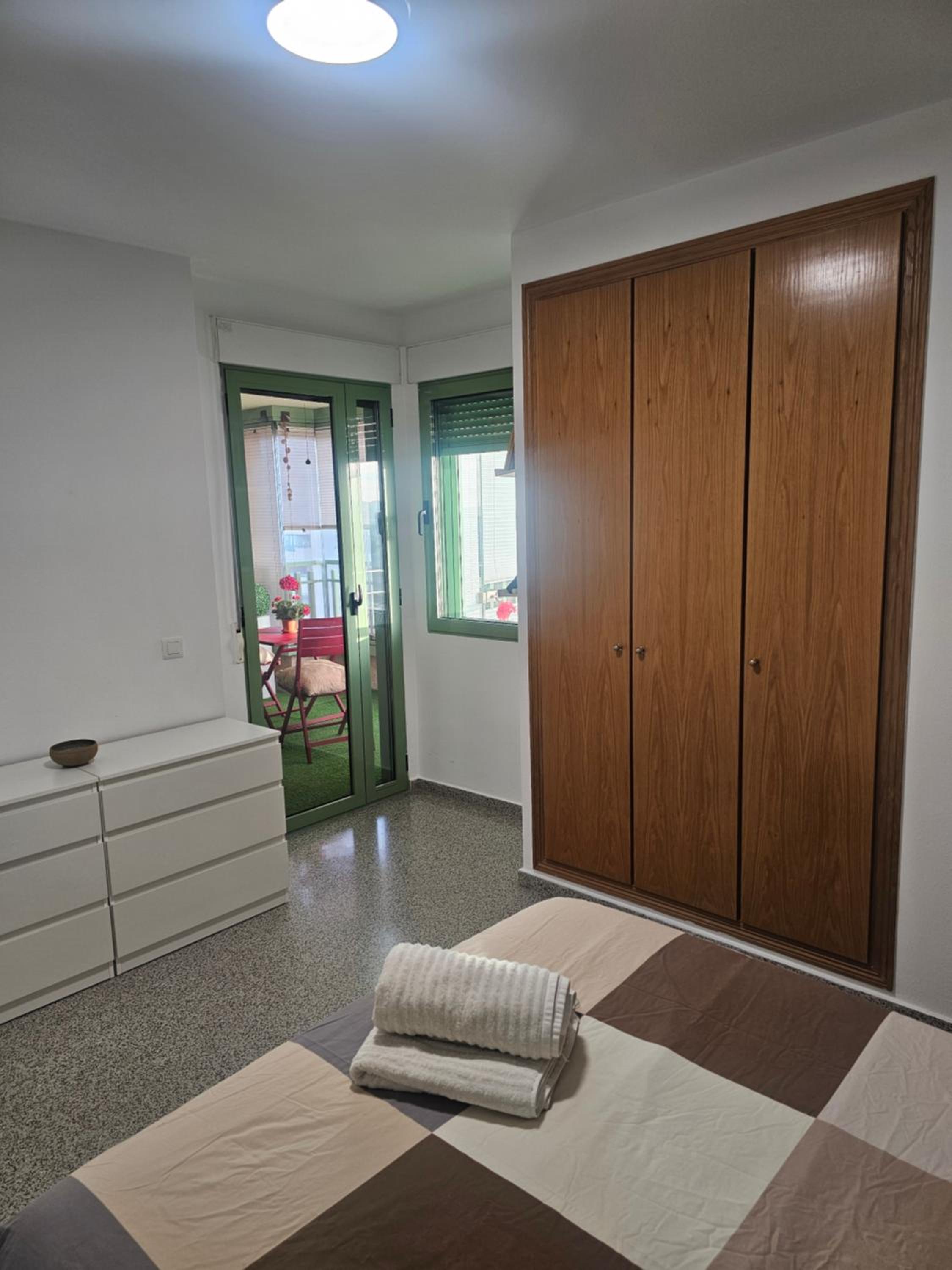 Habitacion Patacona en Valencia — hotel room