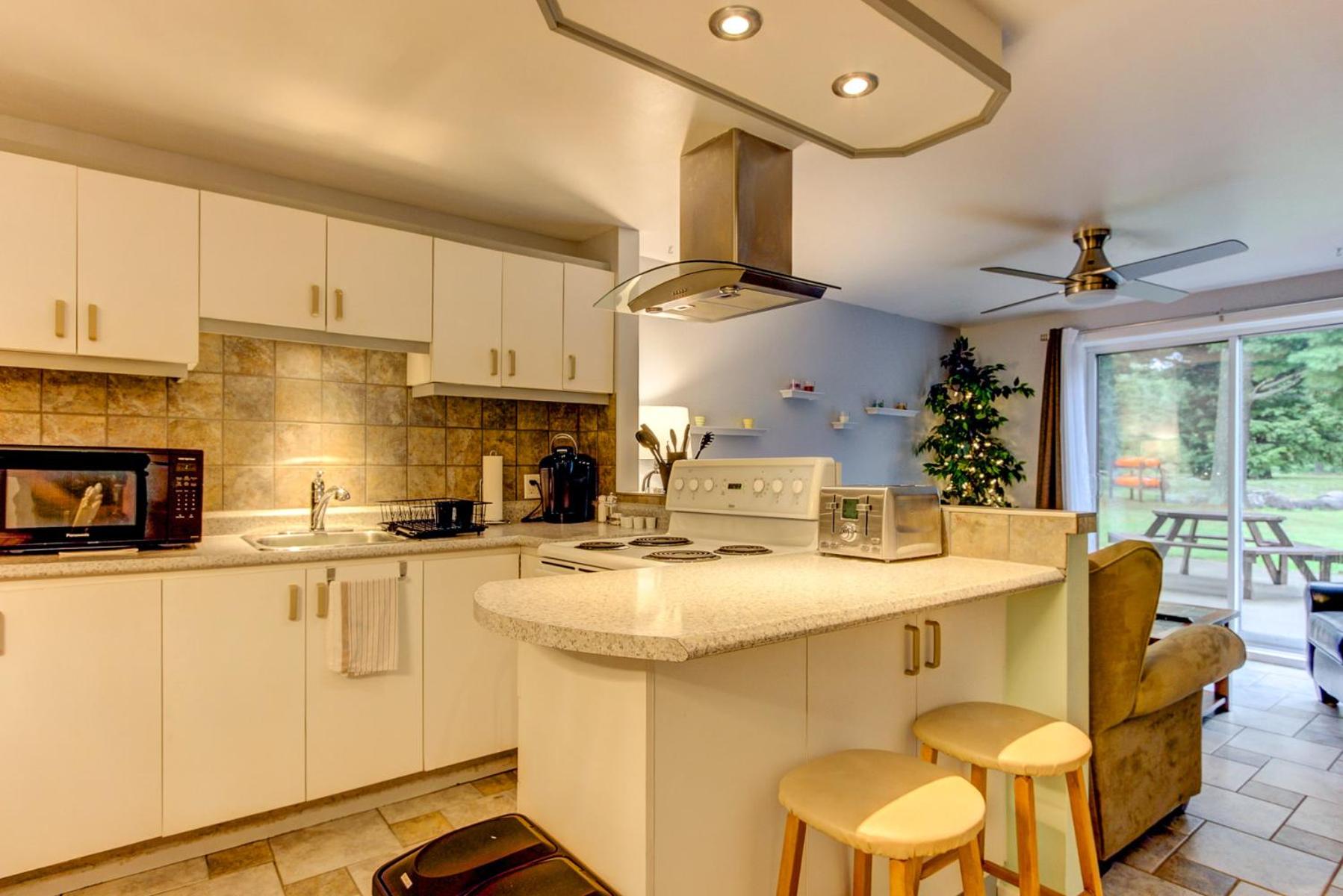 Trois-rivieres Vacations - L'Ile Enchantee - Property Image 18