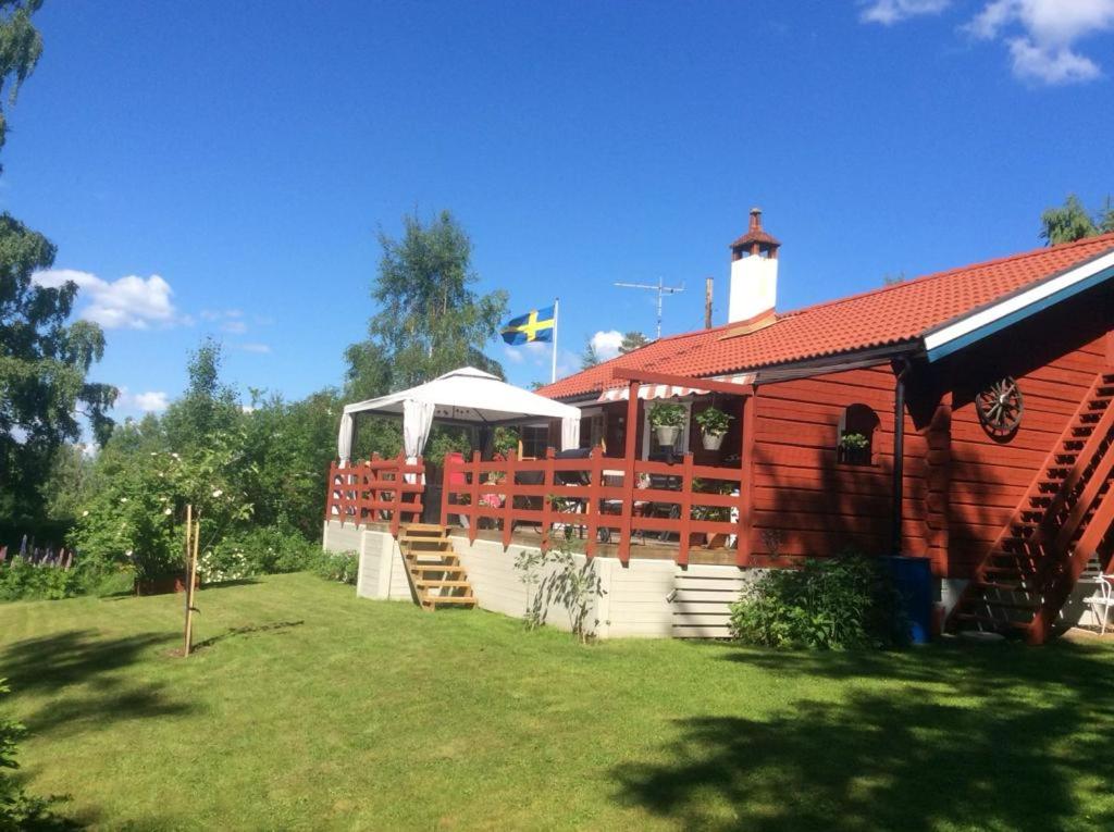 Dala cottage view 3