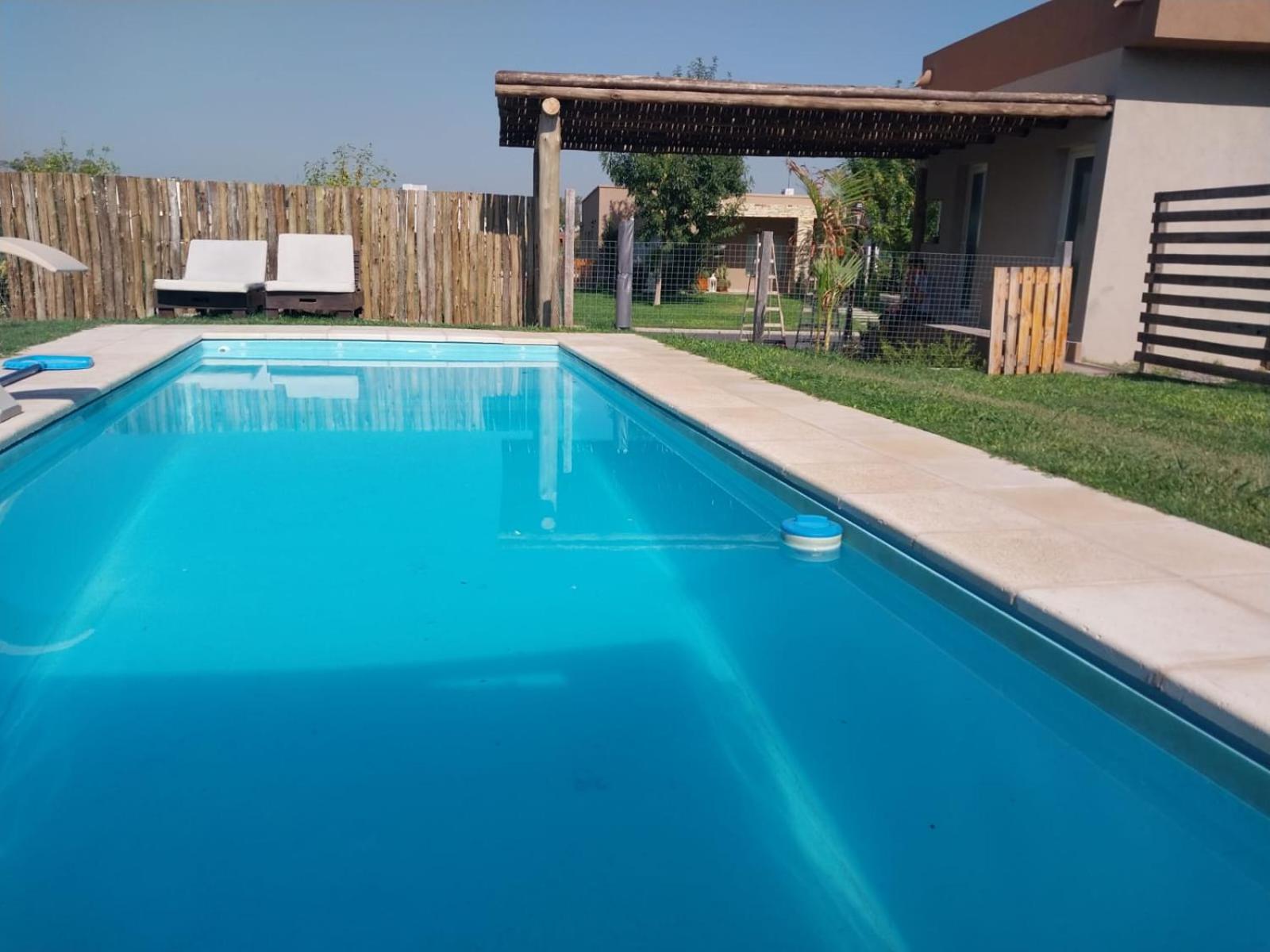 Villa Santa Elena 299