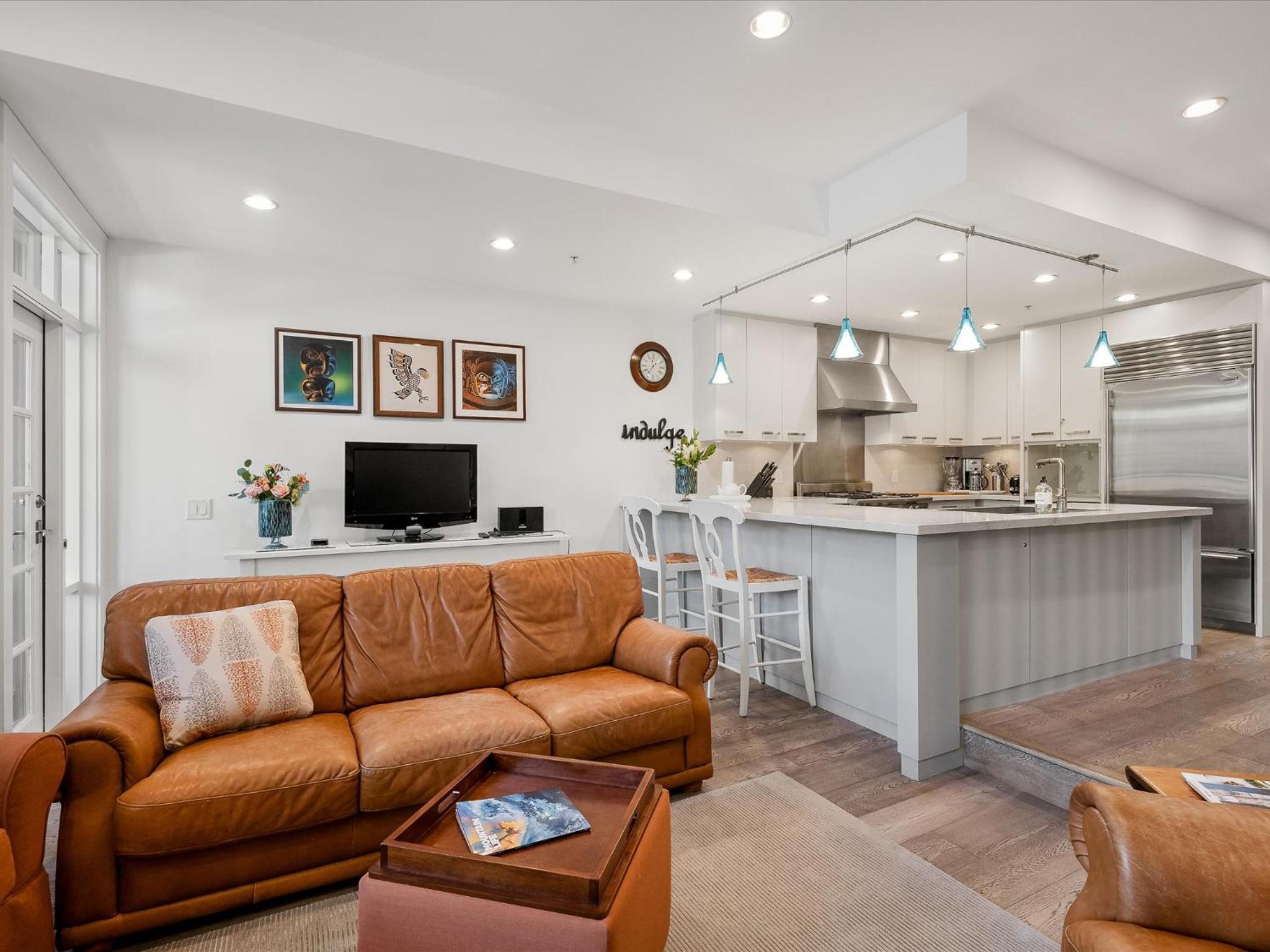 4 bed 3 bath Mountain view townhome offering a Whistler retreat close to everything you might need