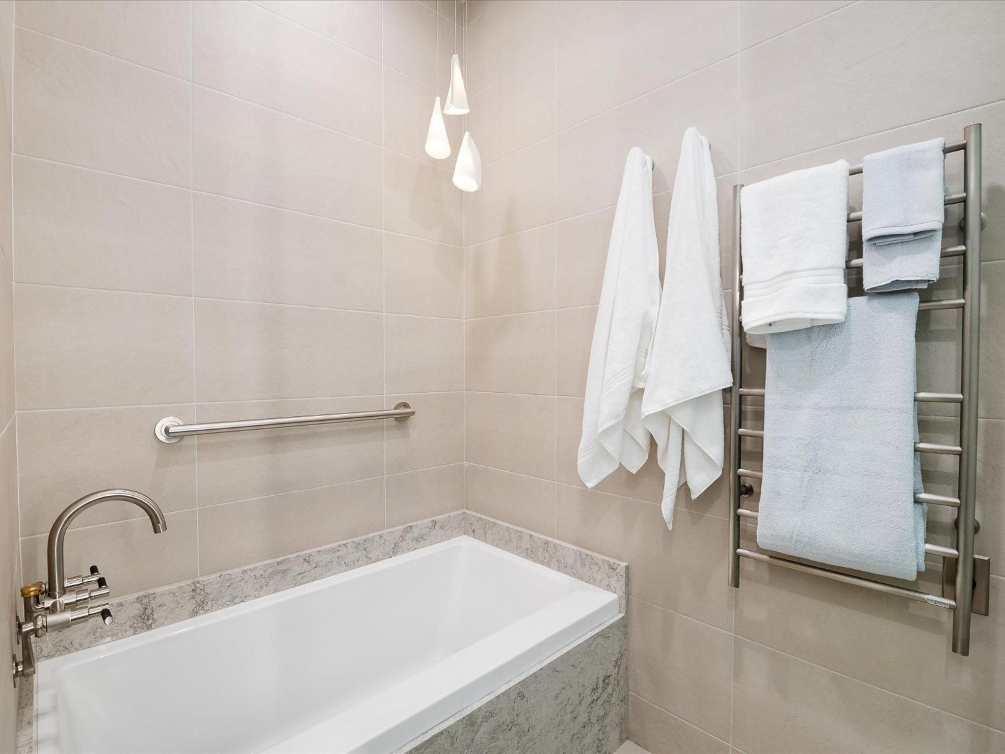 4 bed 3 bath Mountain view townhome offering a Whistler retreat close to everything you might need