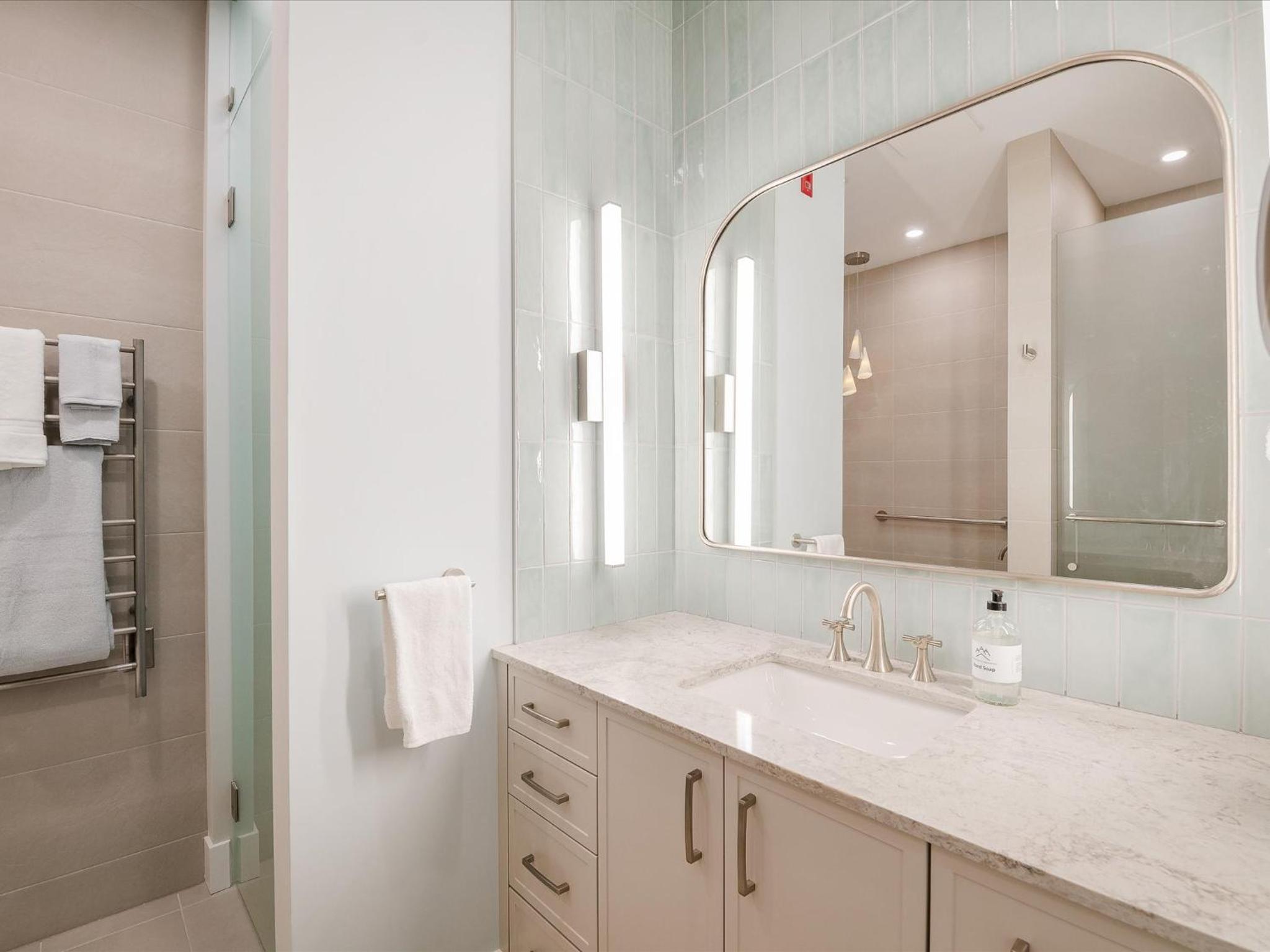 4 bed 3 bath Mountain view townhome offering a Whistler retreat close to everything you might need