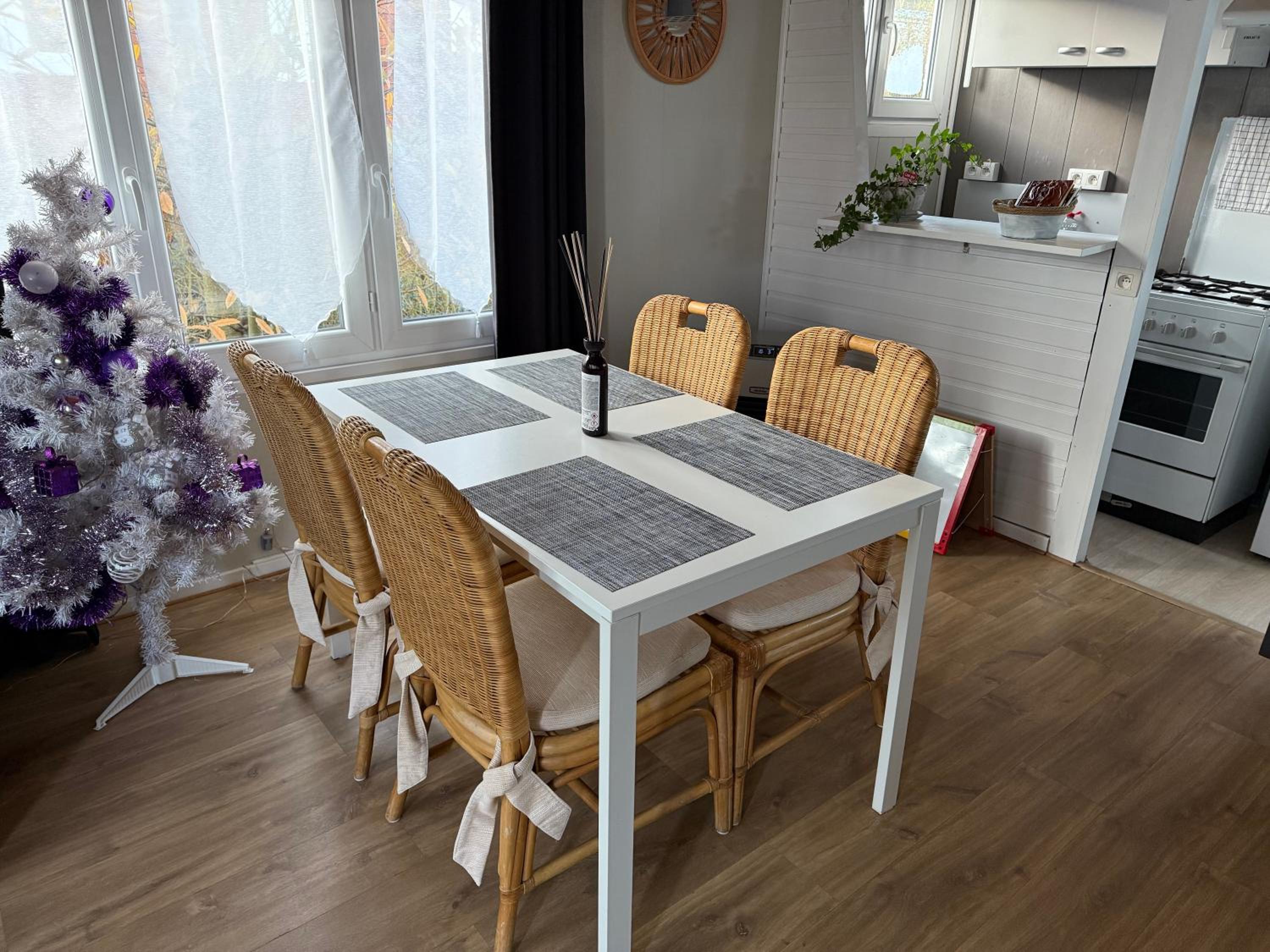 Chalet Charmant Monika avec Piscine