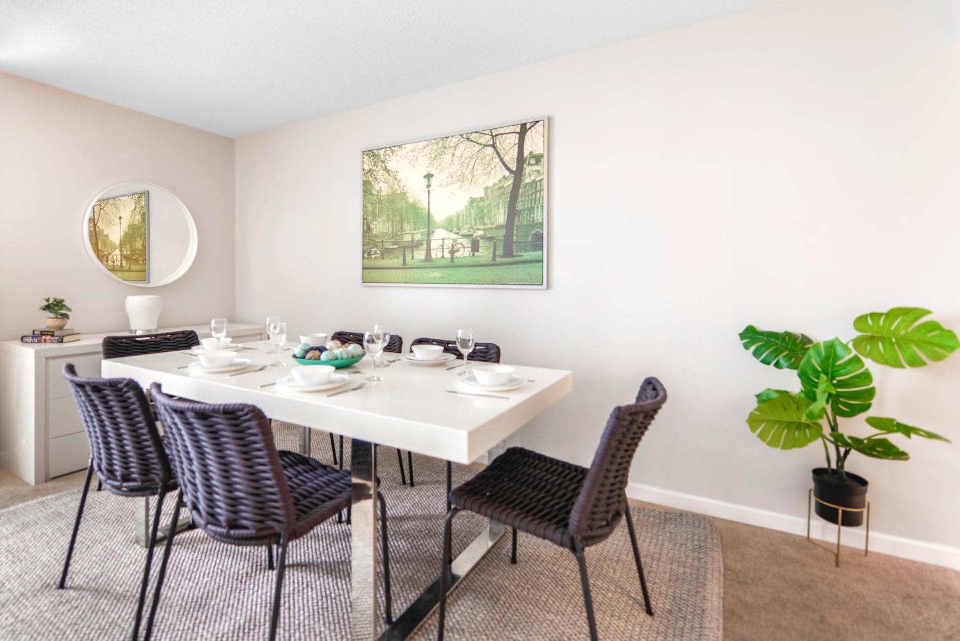 We Host - Amazing 2 Br Condo At Brickell With Pool photo 2