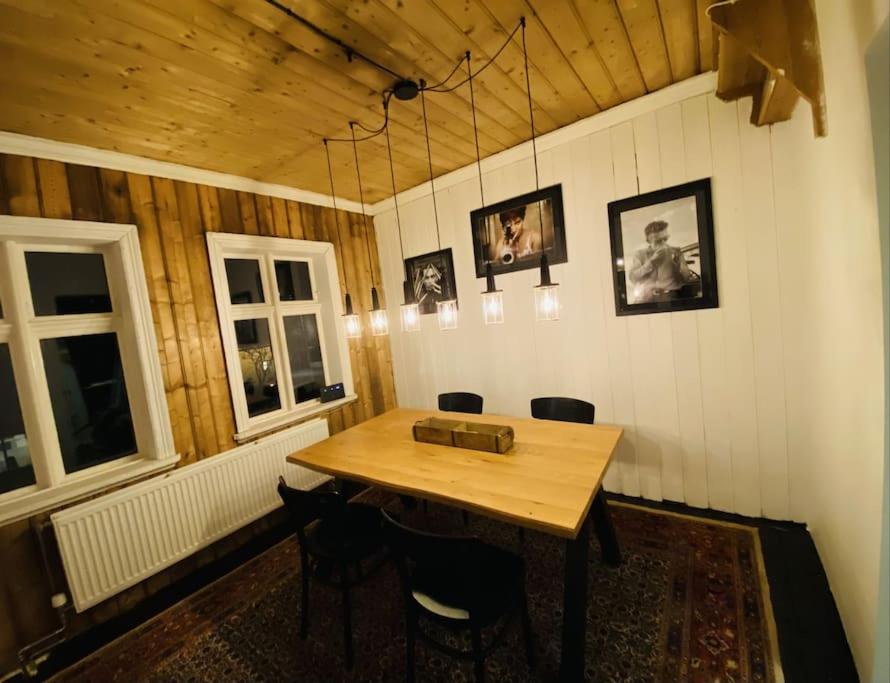 Historic Home Downtown Reykjavik view 3