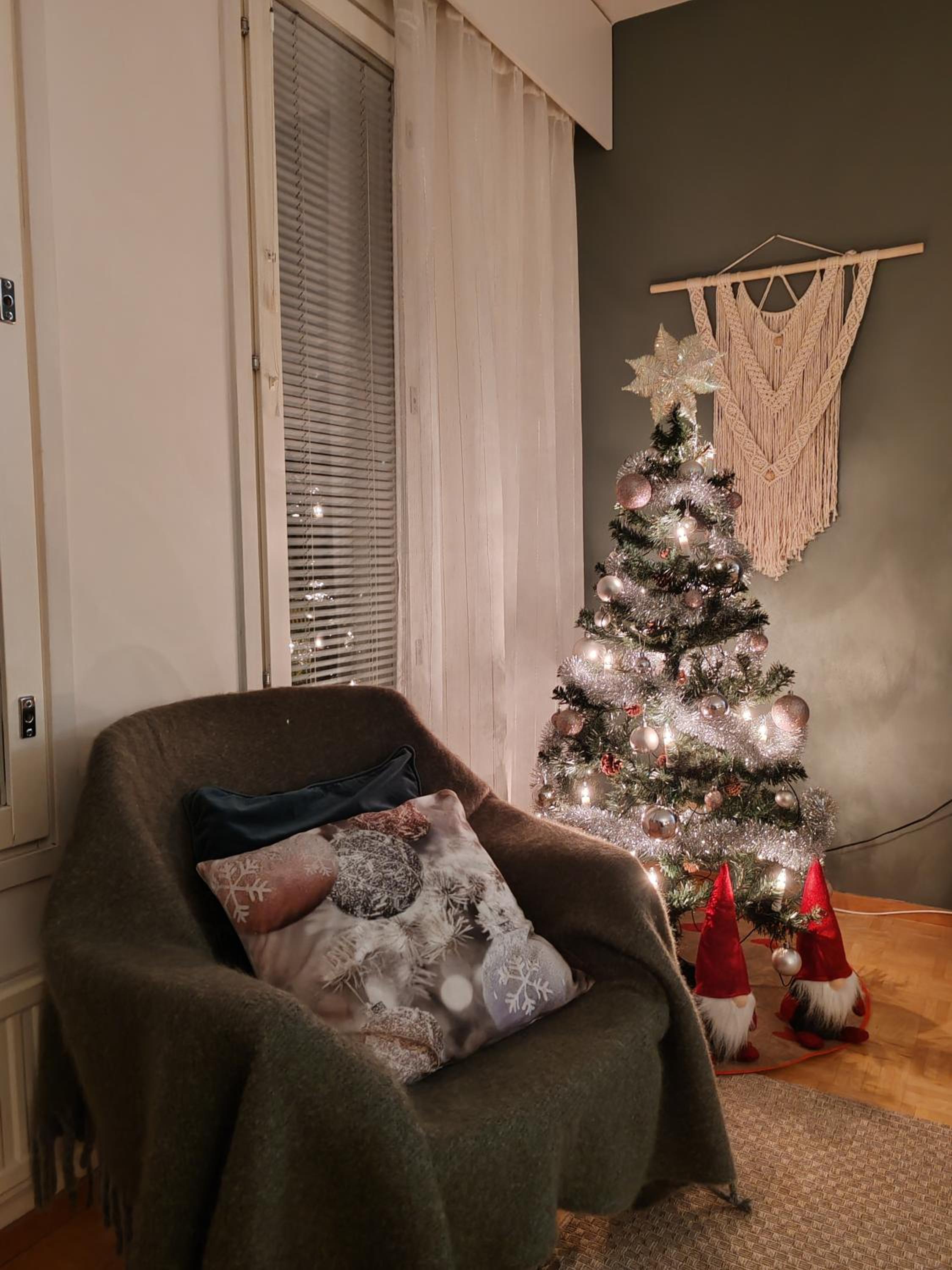Comfy West End Loft view 3
