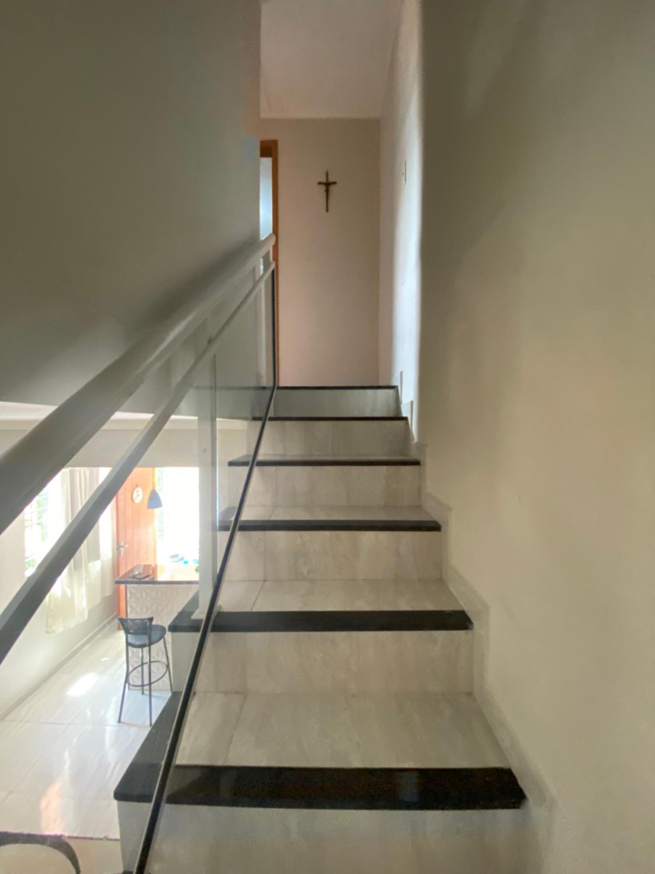 Casa duplex 6 minutos da praia de Itaipuaçu e a 25 min de Niterói