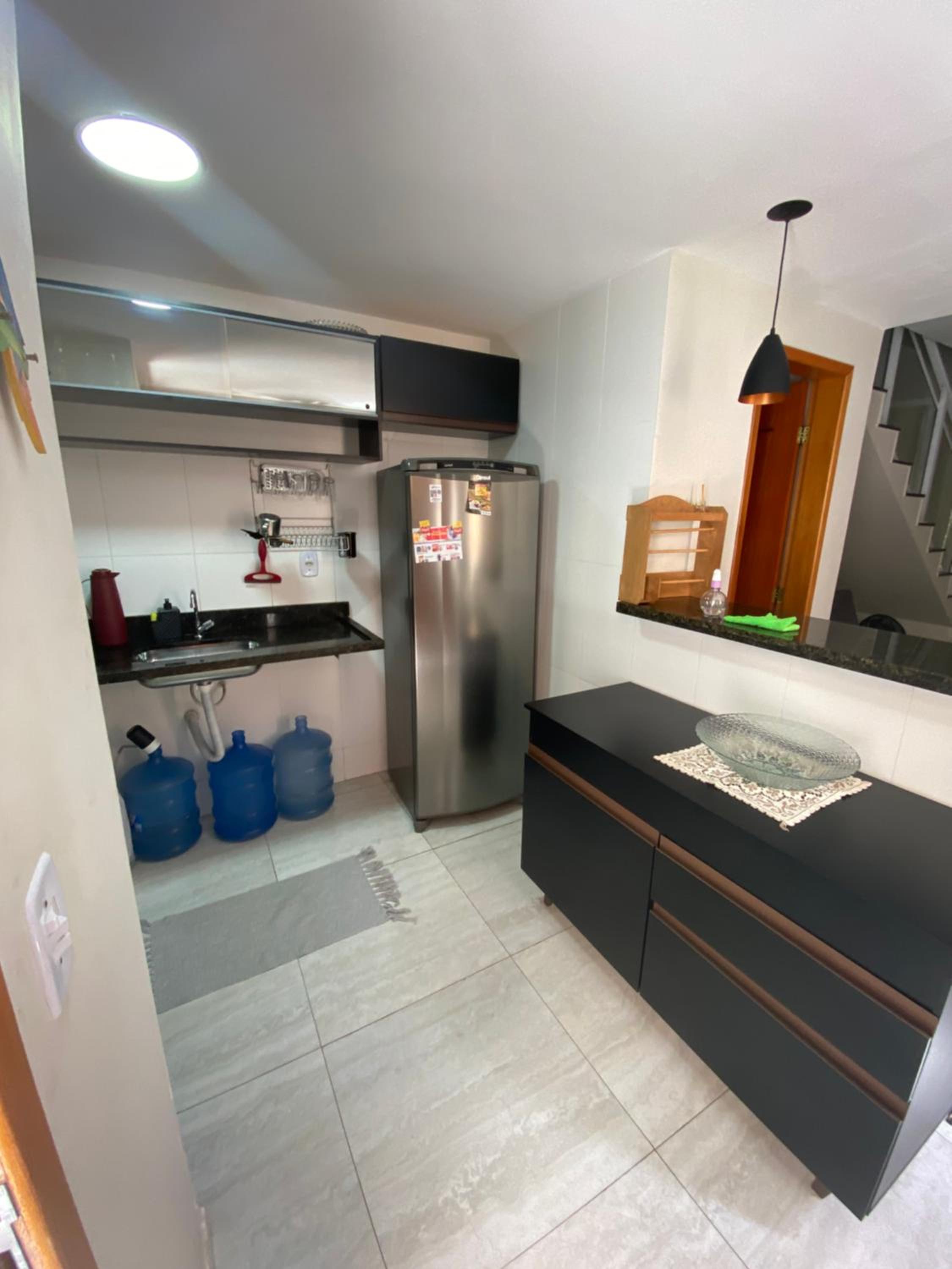Casa duplex 6 minutos da praia de Itaipuaçu e a 25 min de Niterói