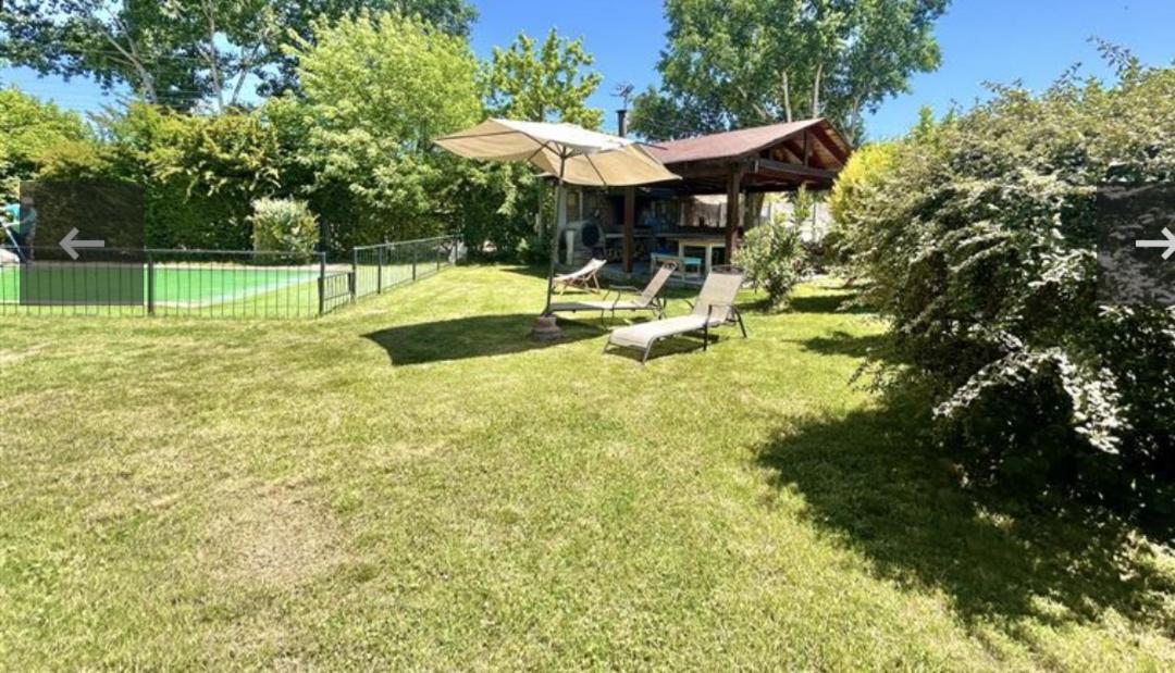 Casa en lago rapel, quincho, piscina, acceso al lago Familiar