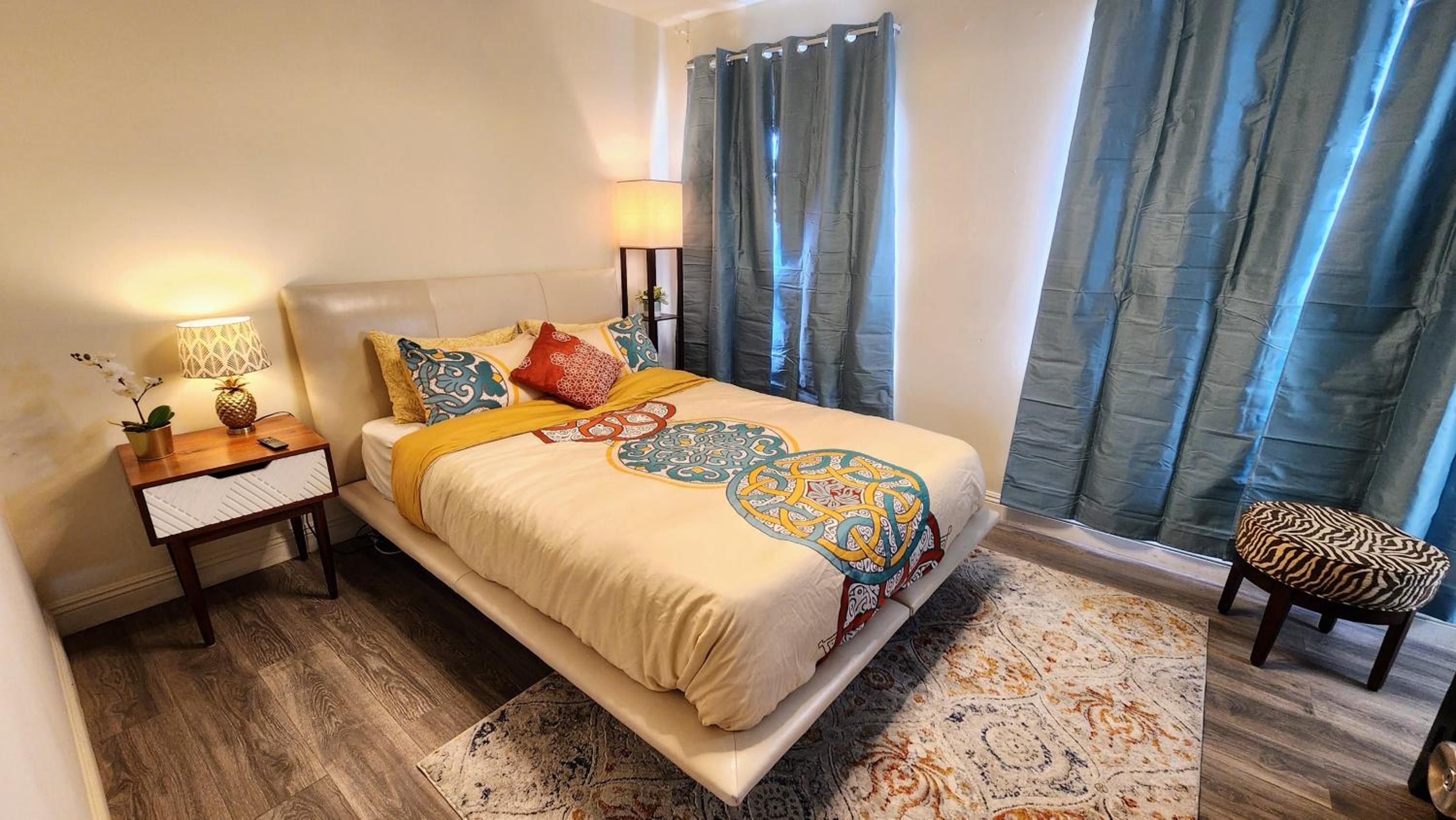 LAX House Near SoFi Stadium, Intuit Dome, YouTube Theater, The Kia Forum, Beaches view 5