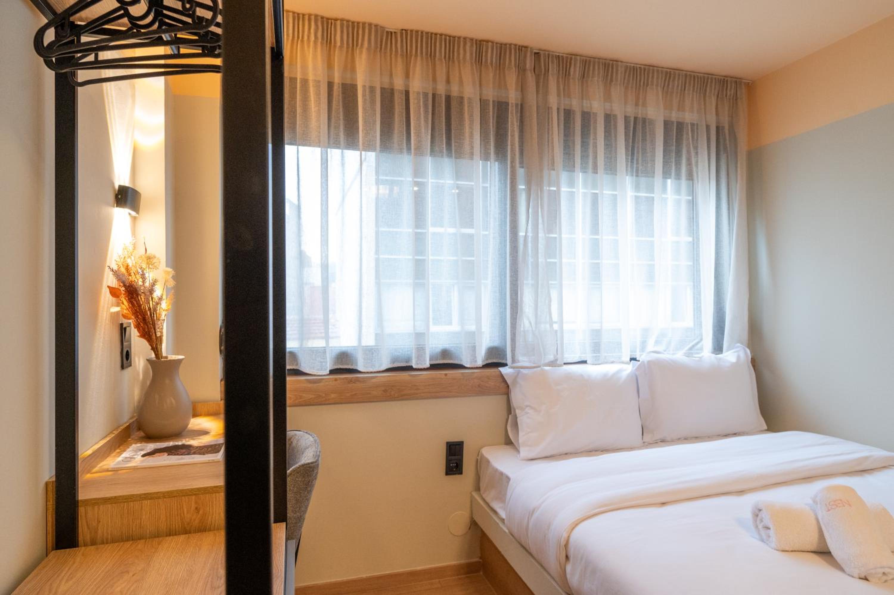 Ermou Boutique Suites by Nest photo 3
