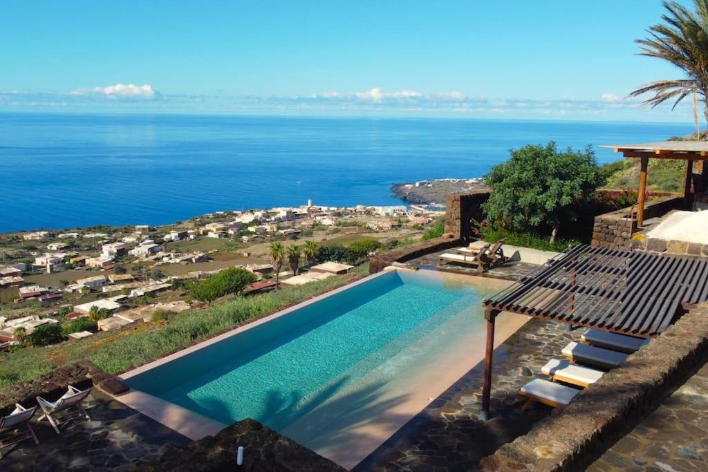 Ca Garsia by KlabHouse Dammuso with 7bdrm and pool view 2