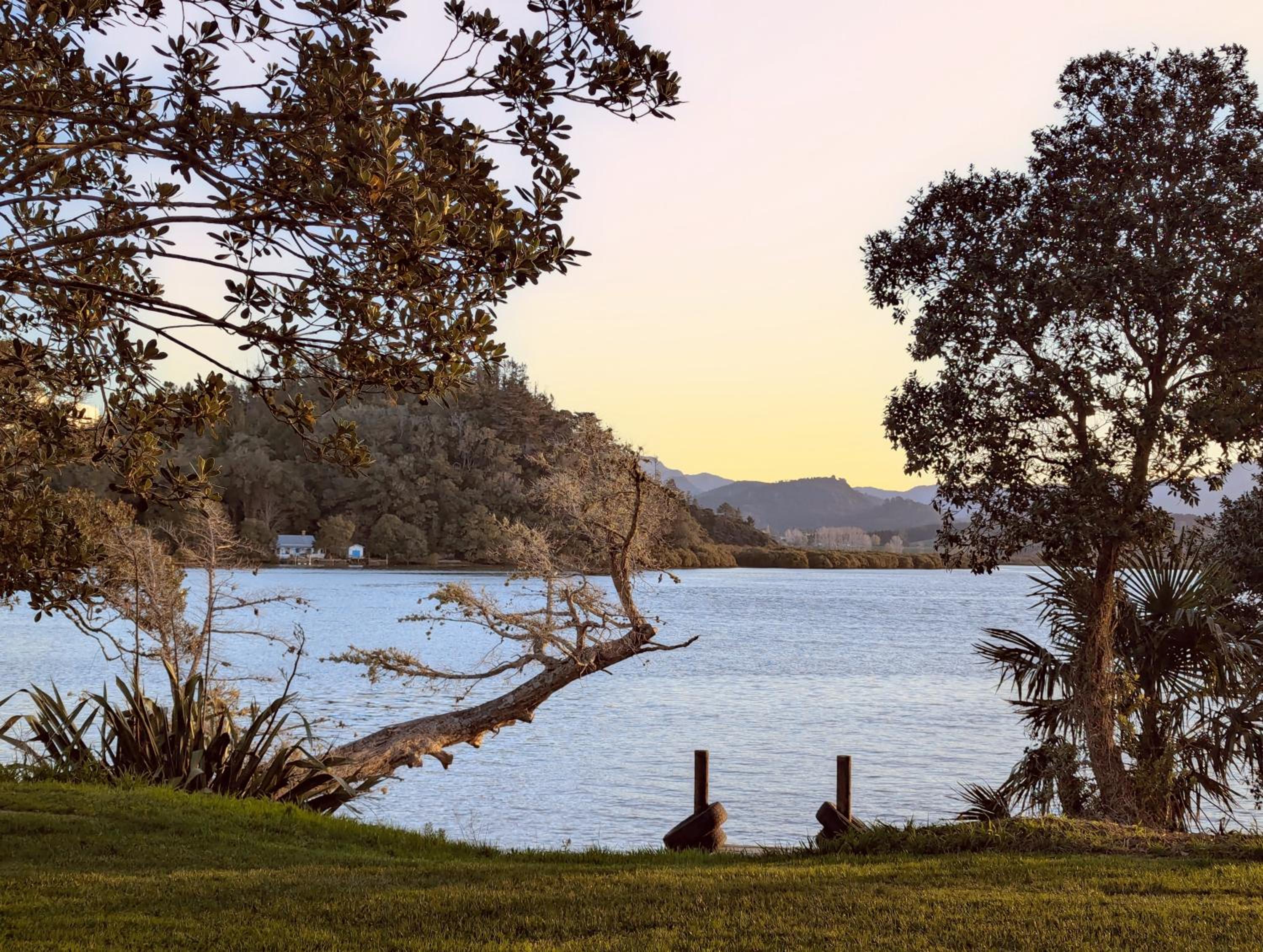Whitianga Riverfront Cottage