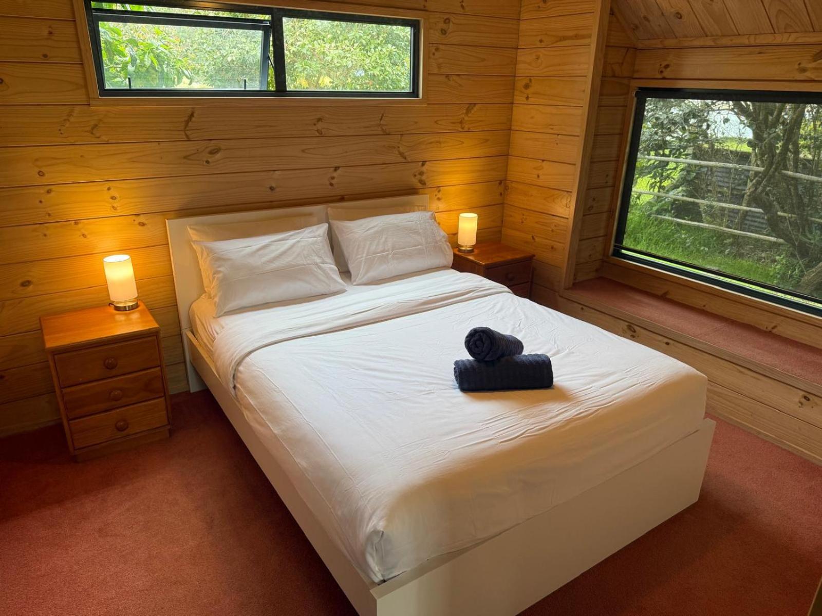 Whitianga Riverfront Cottage