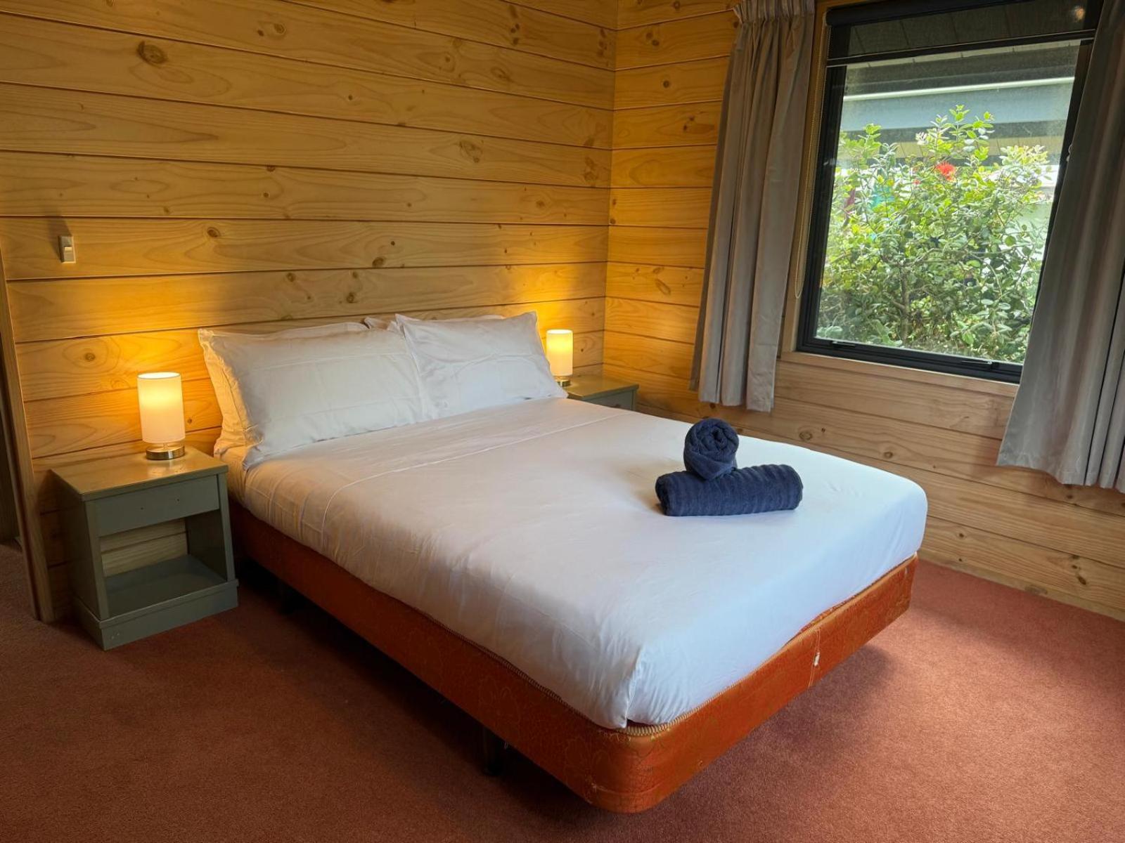 Whitianga Riverfront Cottage