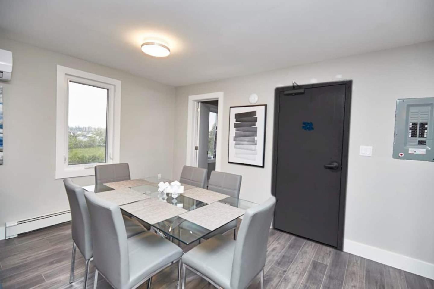 Clifton Hill Hideaway 3b - Two Bedroom Condo