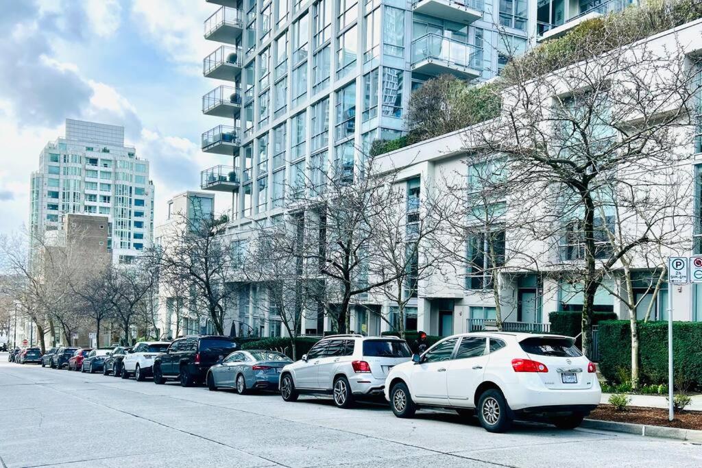 Cozy one bedroom Suite Downtown Vancouver
