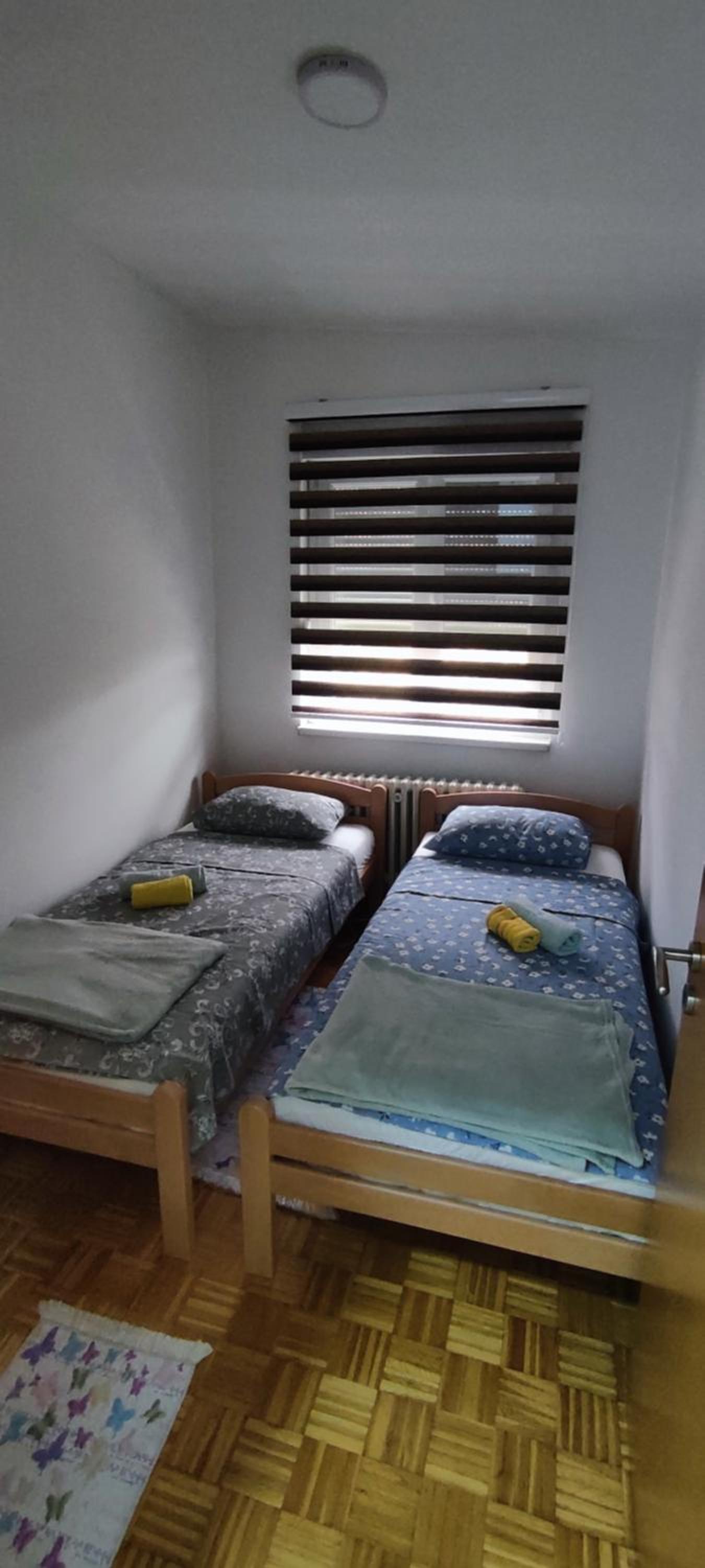 Mali slatki dom za Vas