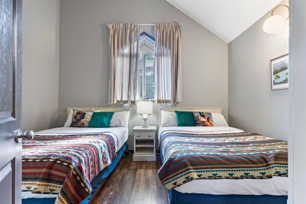 Relaxing Mountain Getaway at Mystic Springs