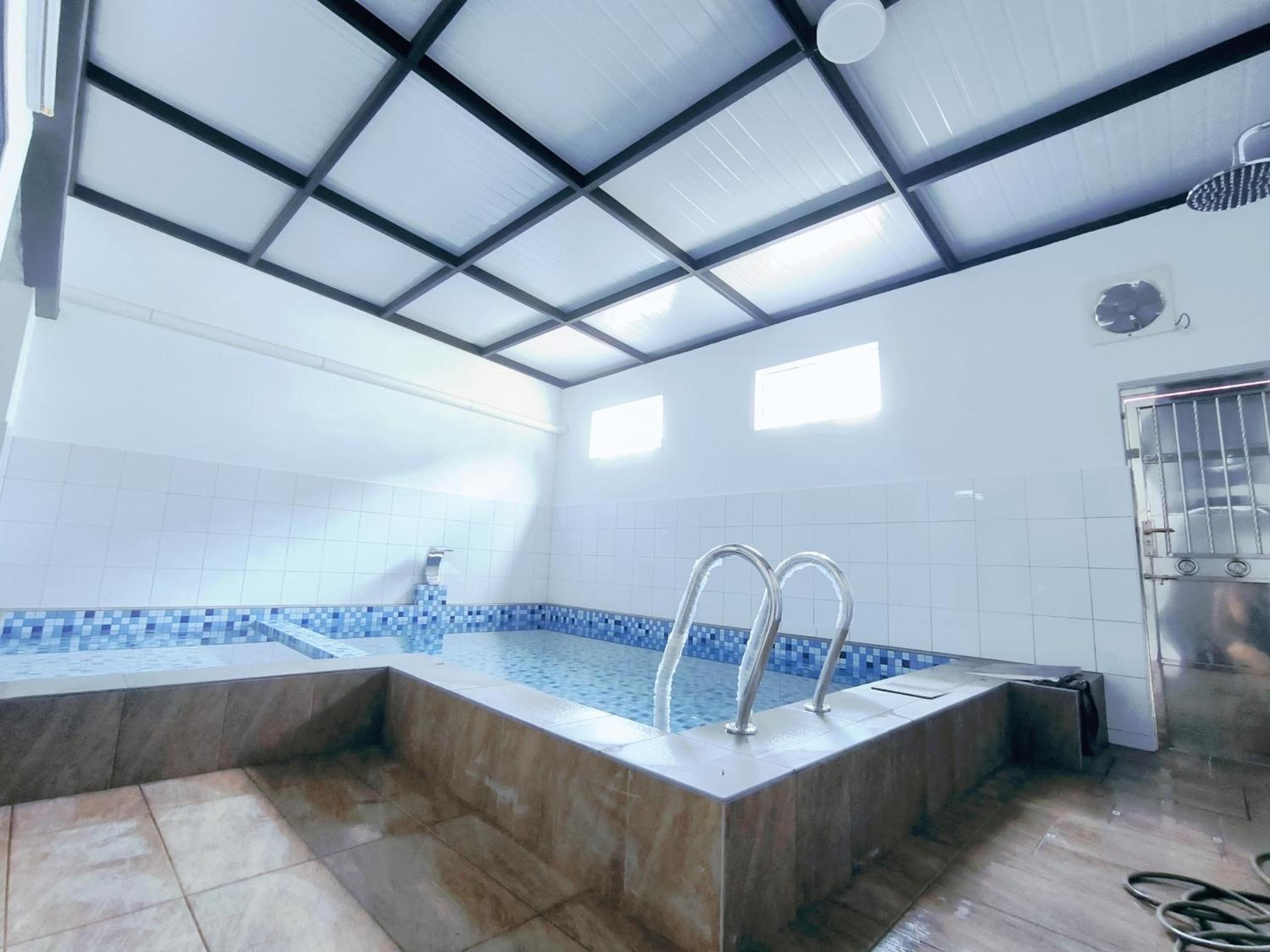 Serena Villa Mslim Only With Indoor Private Pool photo 4