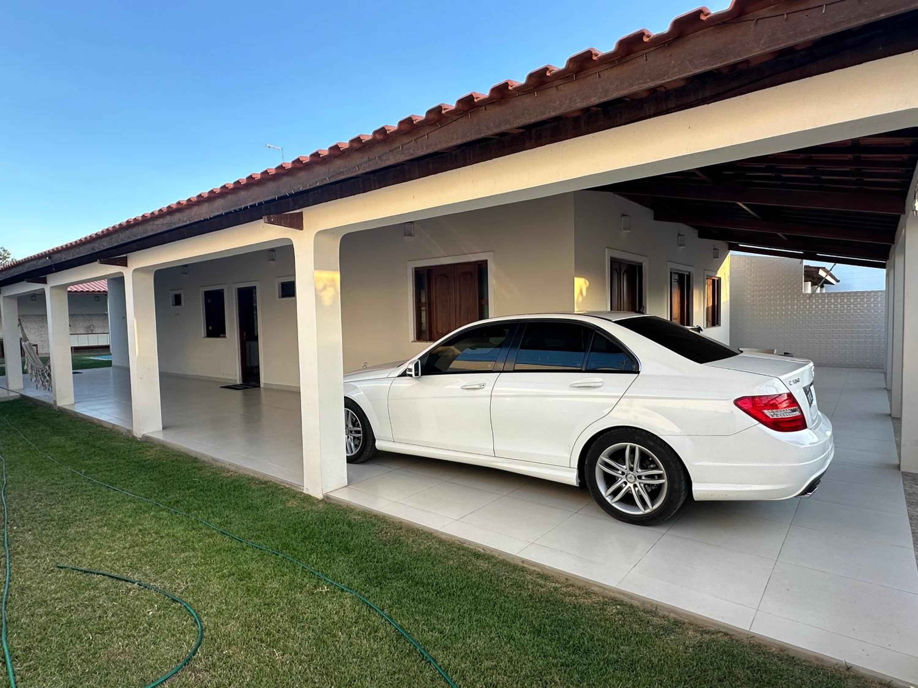 Excelente Casa mobiliada com piscina