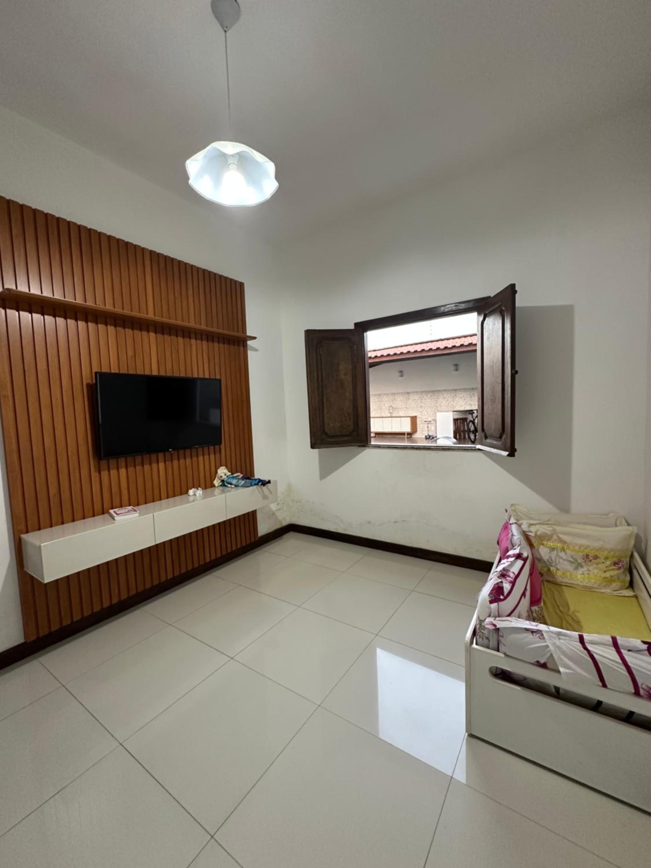 Excelente Casa mobiliada com piscina