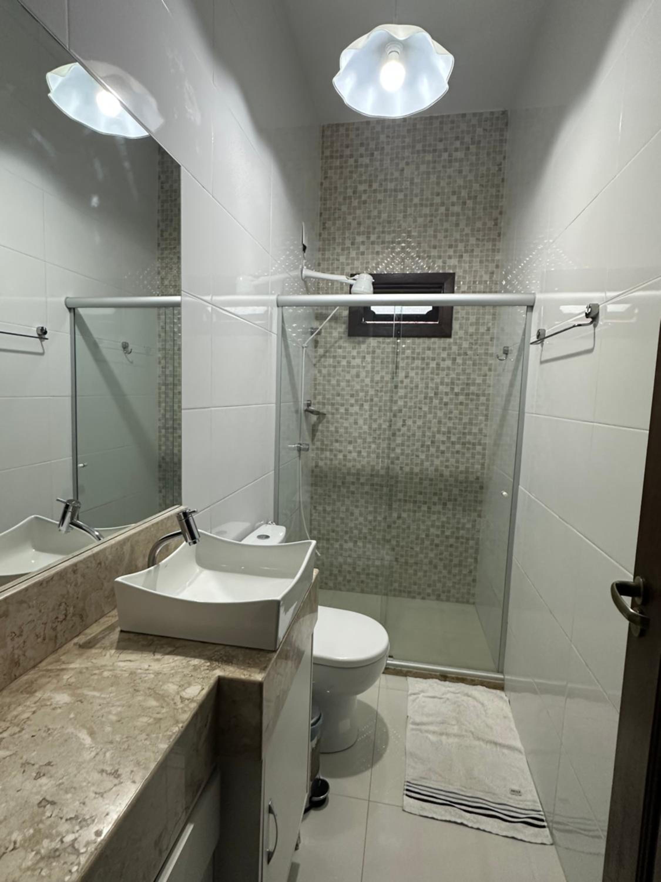 Excelente Casa mobiliada com piscina