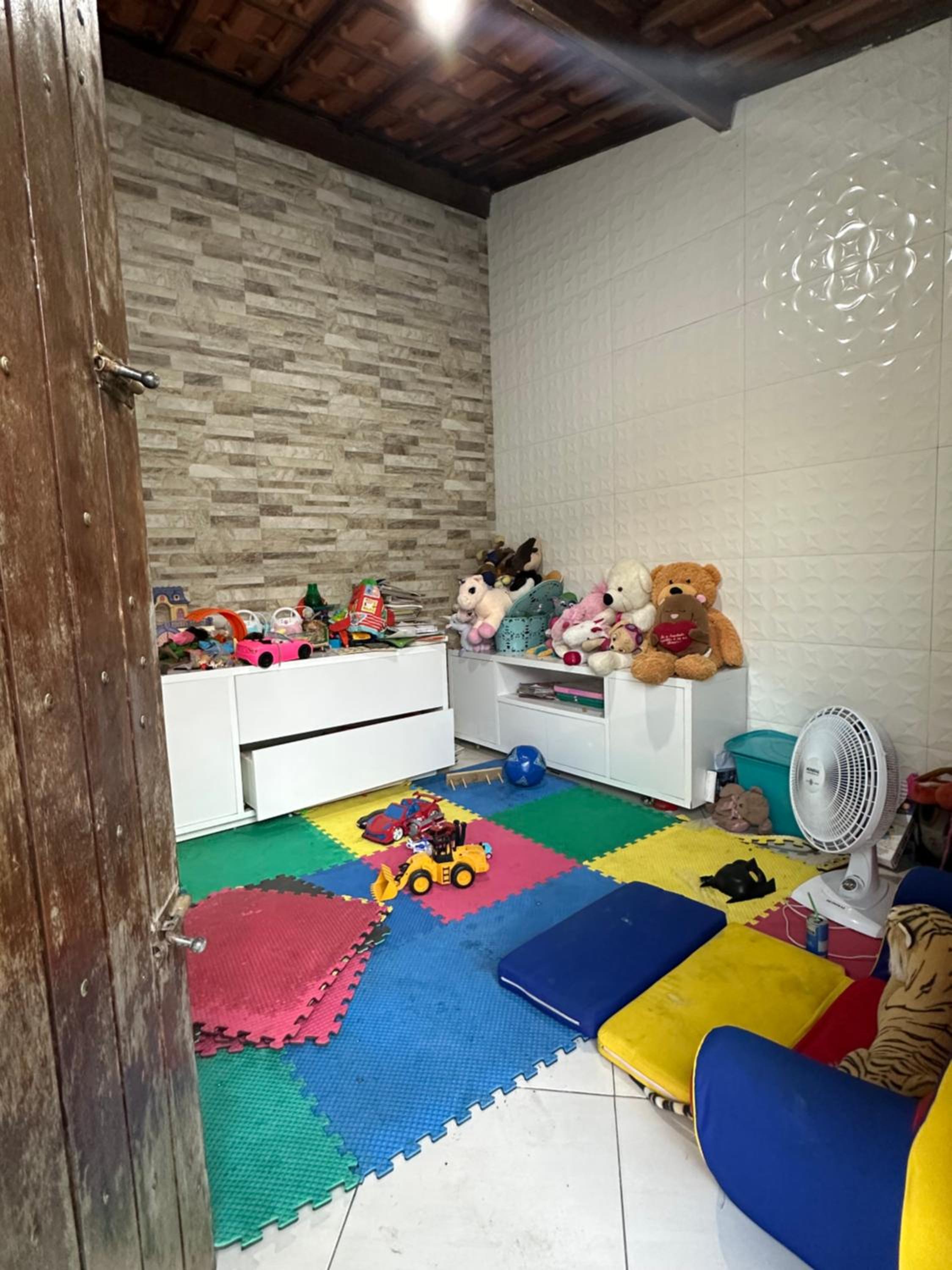 Excelente Casa mobiliada com piscina