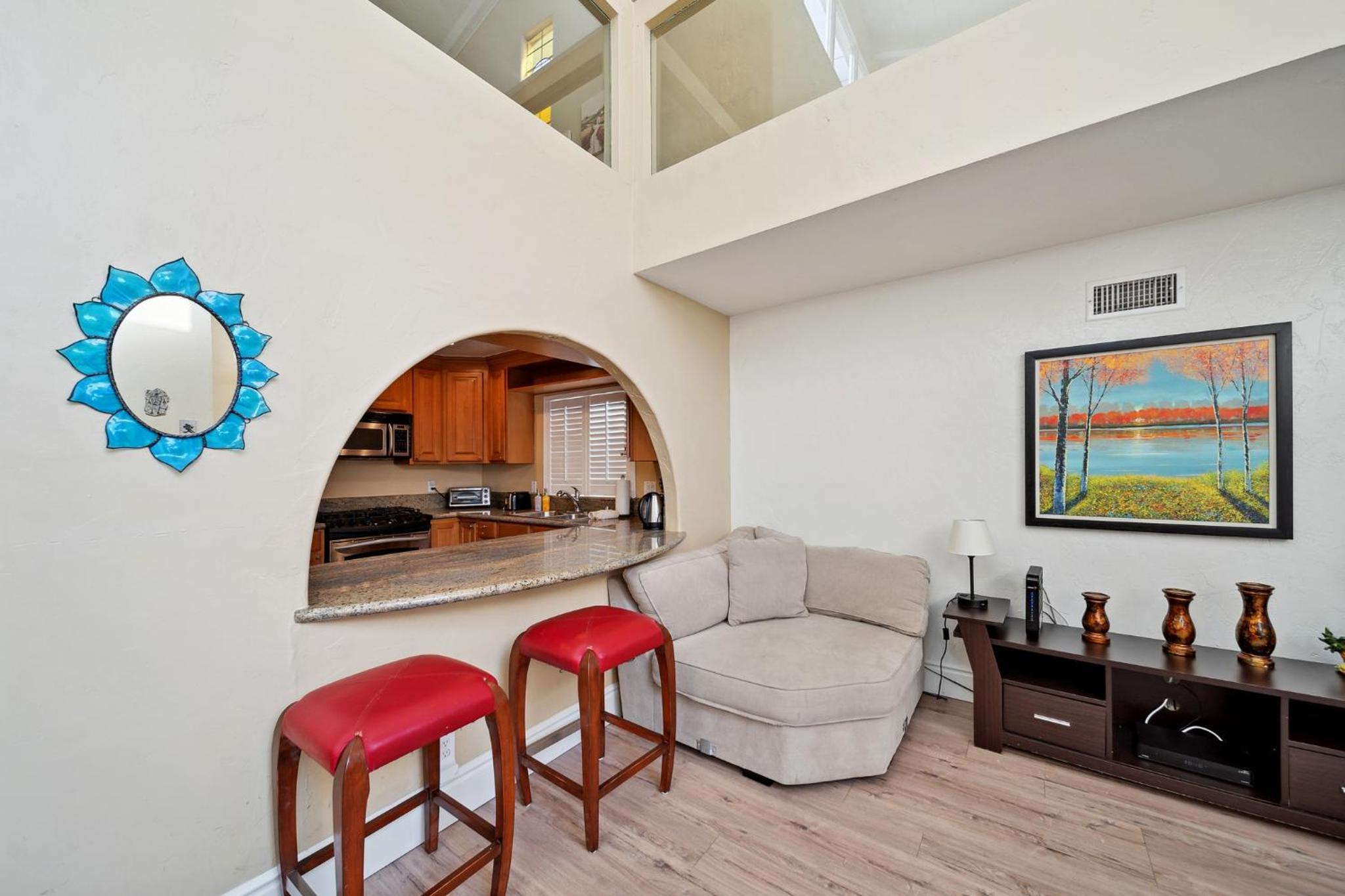 Pet Friendly Gem Near the Beach and Shopping