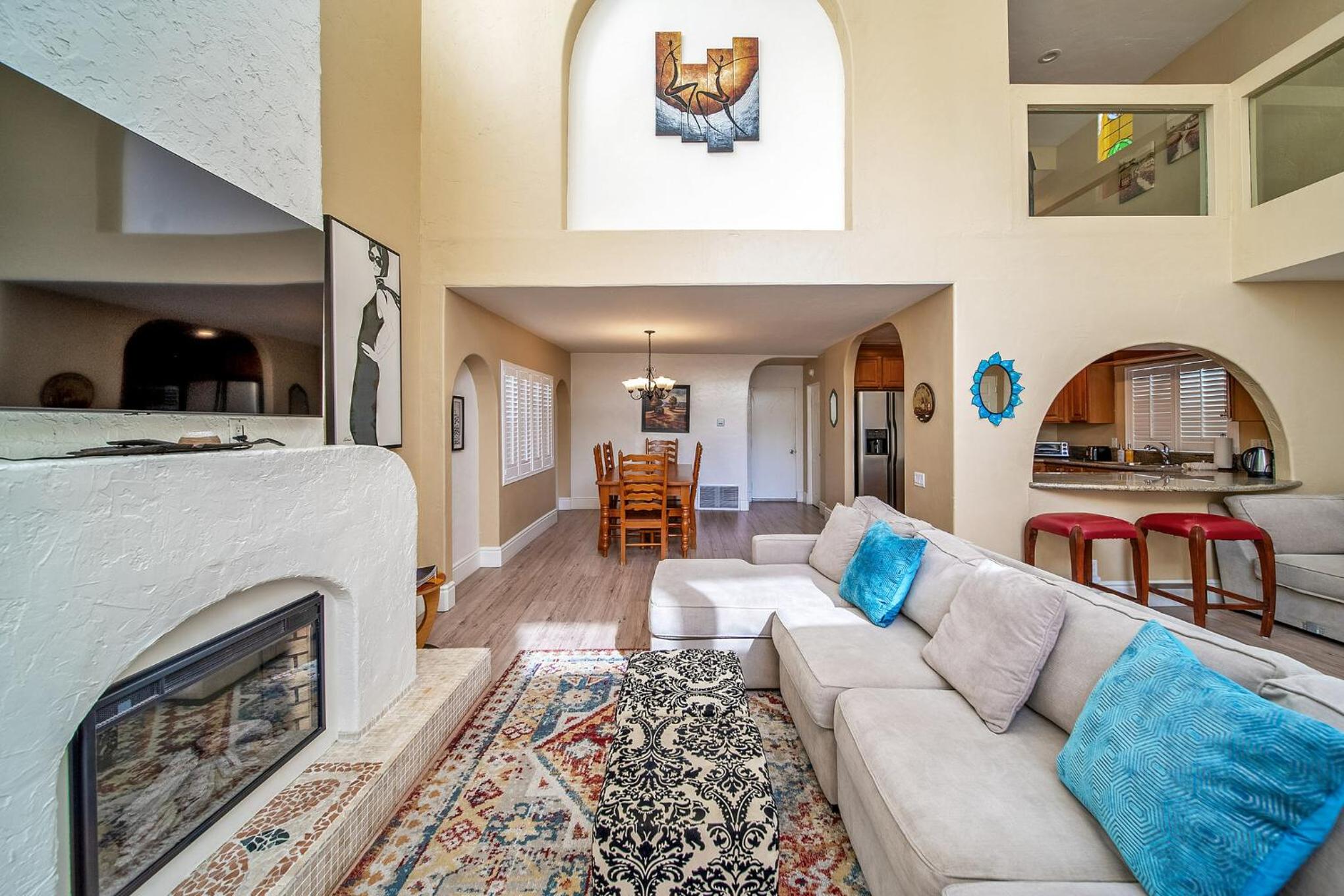 Pet Friendly Gem Near the Beach and Shopping