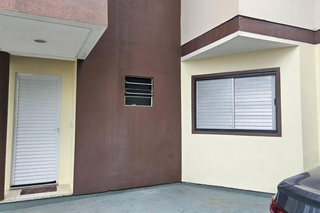Residência Avila 1 - Ipê Branco