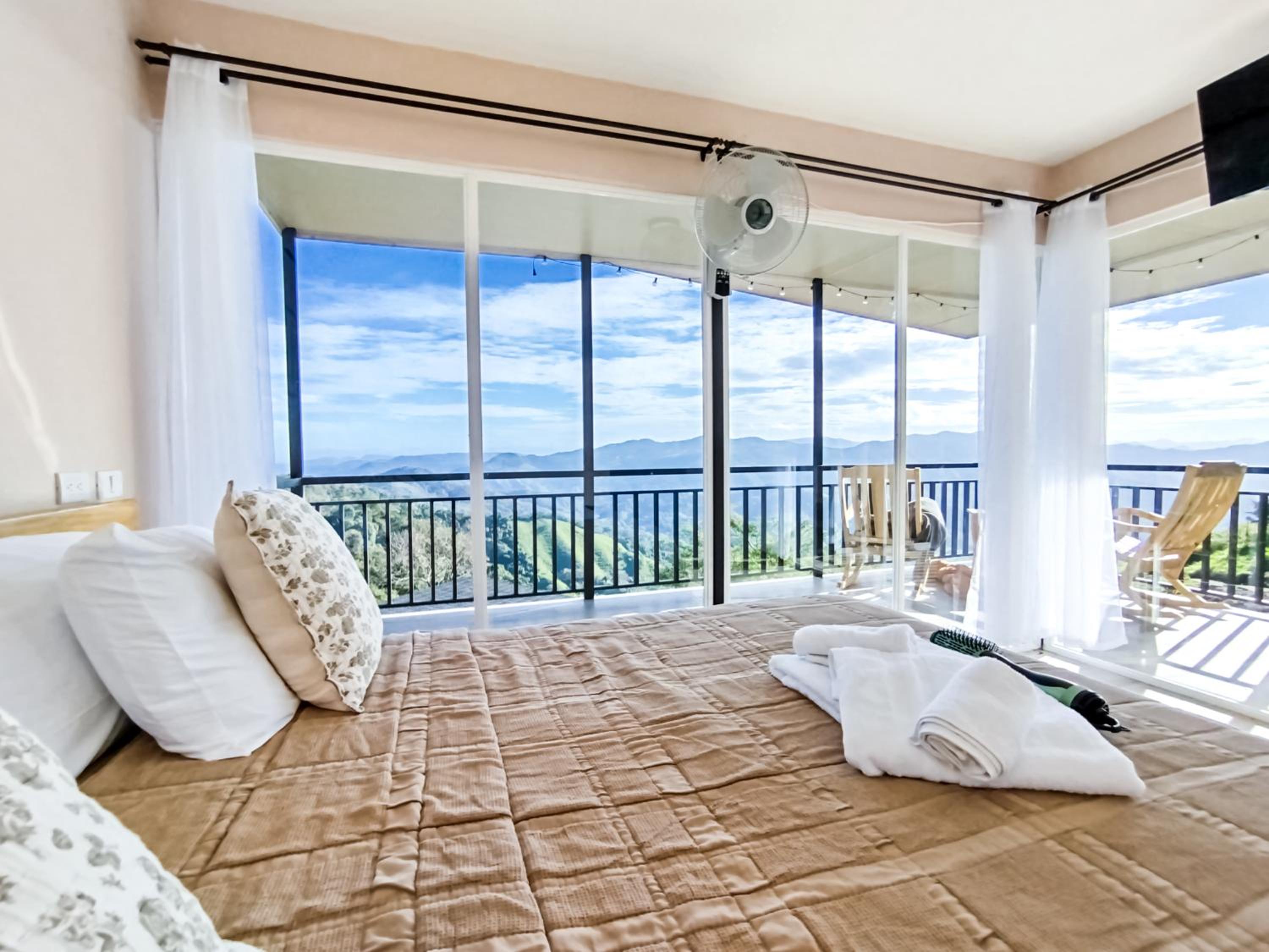 Nosara Hideaway 2 - BREAKFAST PROVIDED & Mountain View Cabins