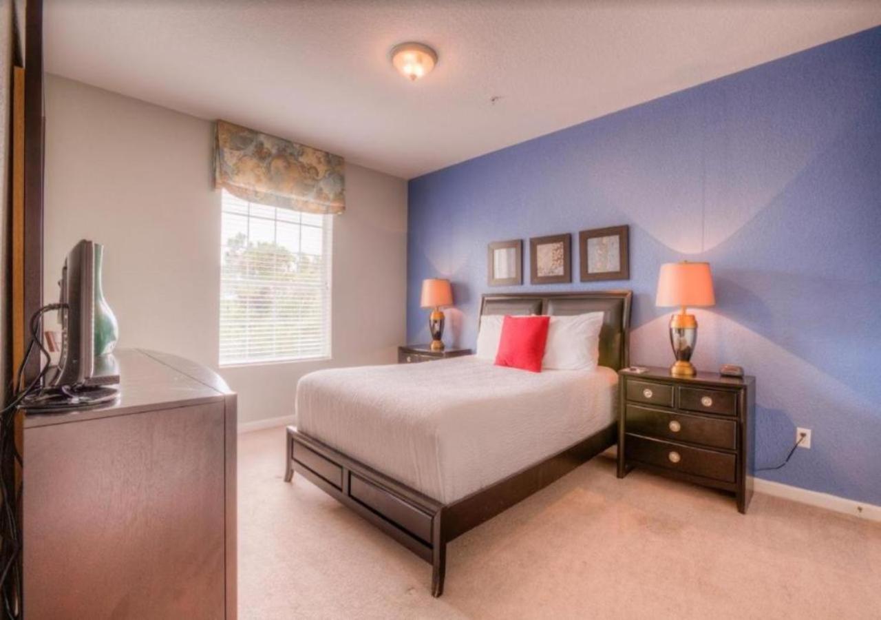 Vista Cay Condo w FREE Resort Access, near Disney