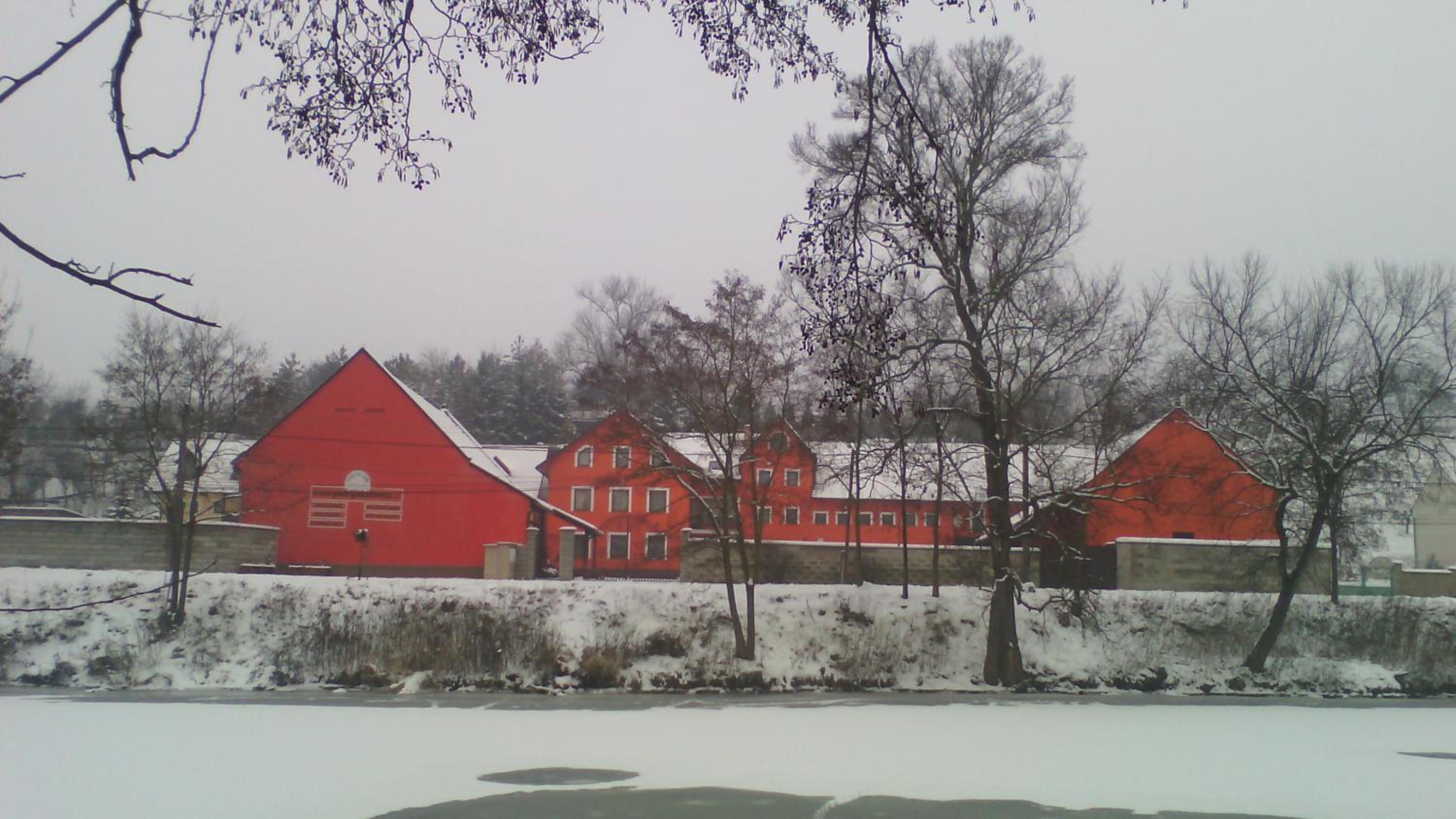 Podřipská Farma