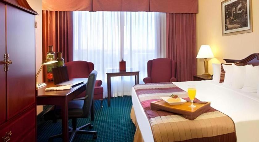 Magnuson Grand Conference Hotel