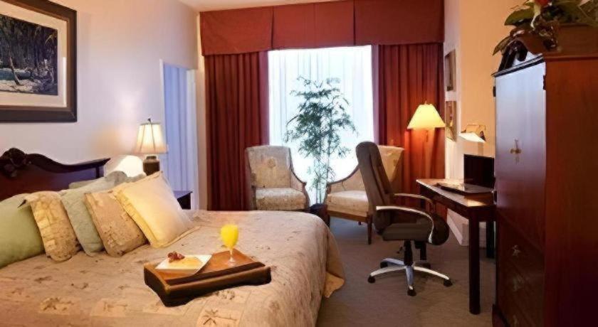 Magnuson Grand Conference Hotel