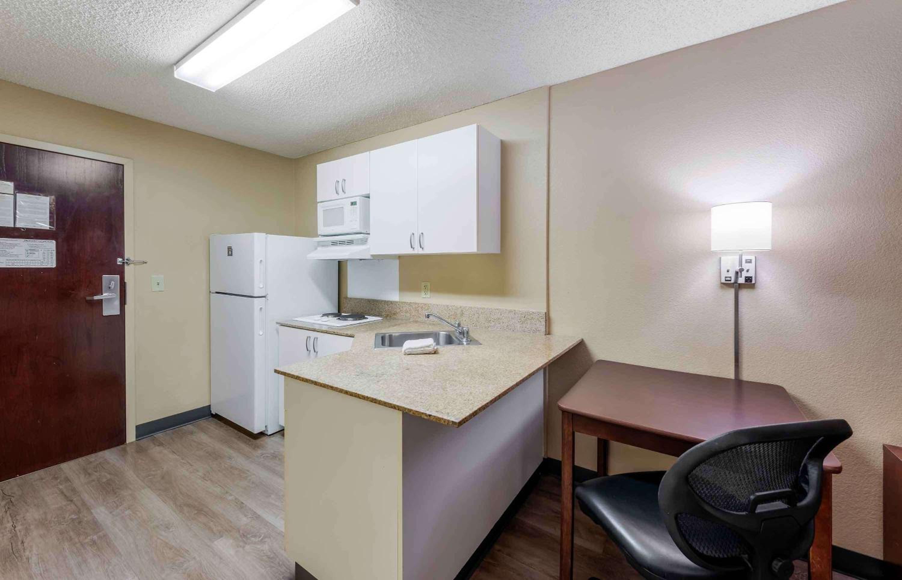 Extended Stay America Suites - Orange County - Anaheim Hills