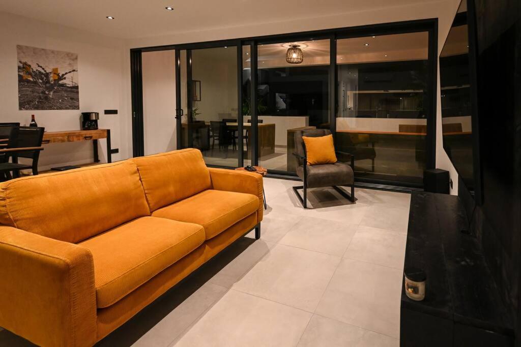 Rejuvenate in Private Condo Minutes from Jan Thiel