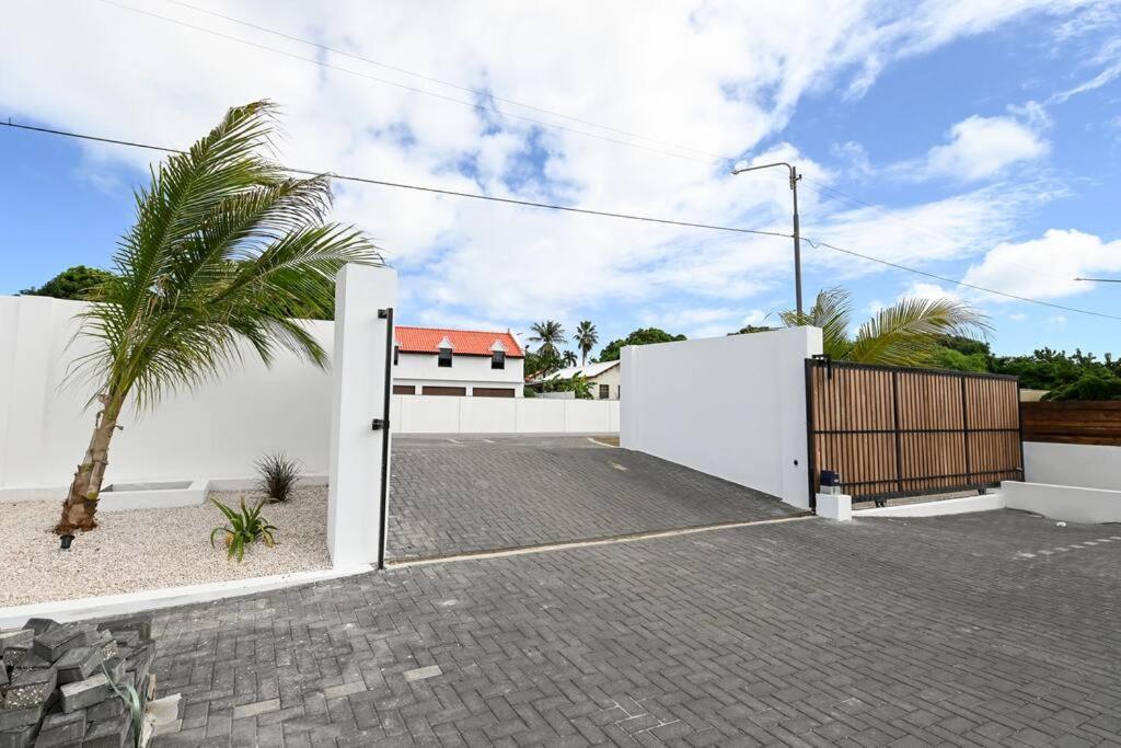 Rejuvenate in Private Condo Minutes from Jan Thiel